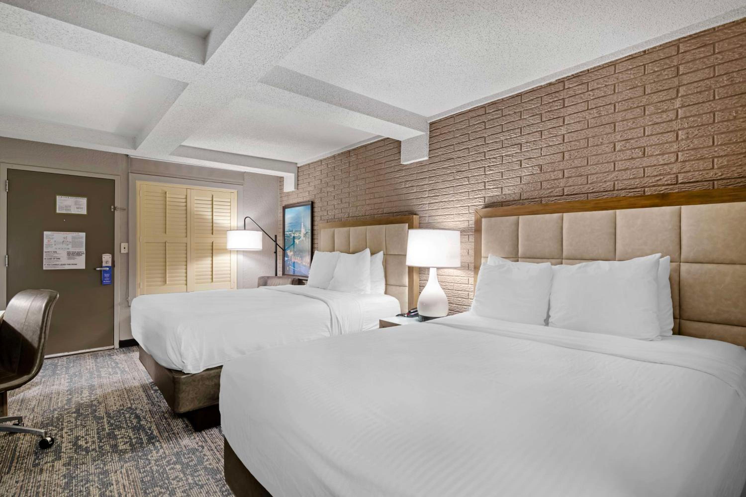 Queen Room with Two Queen Beds - Mobility Accessible - Photo 2