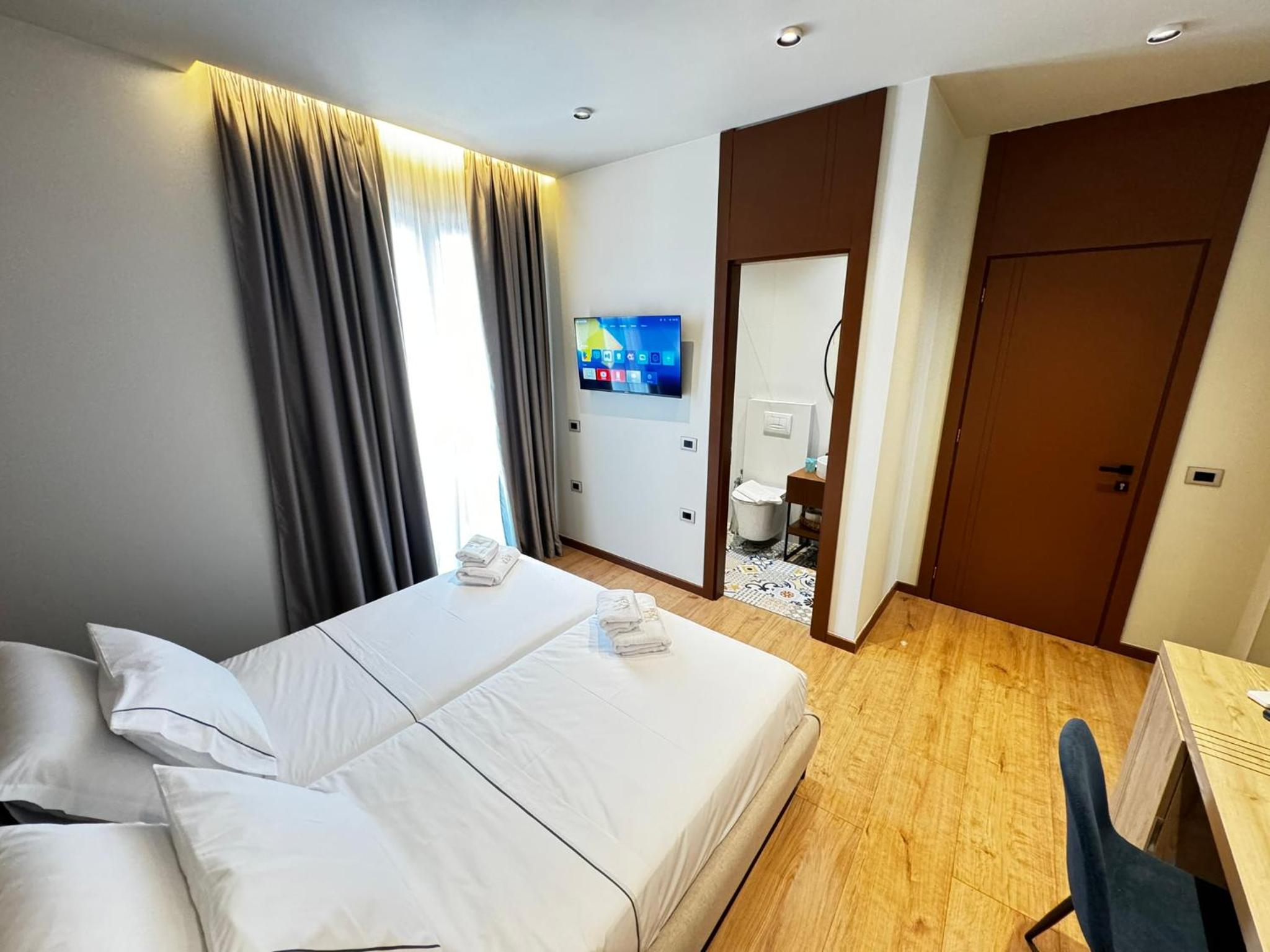Twin Room with Balcony photo 1