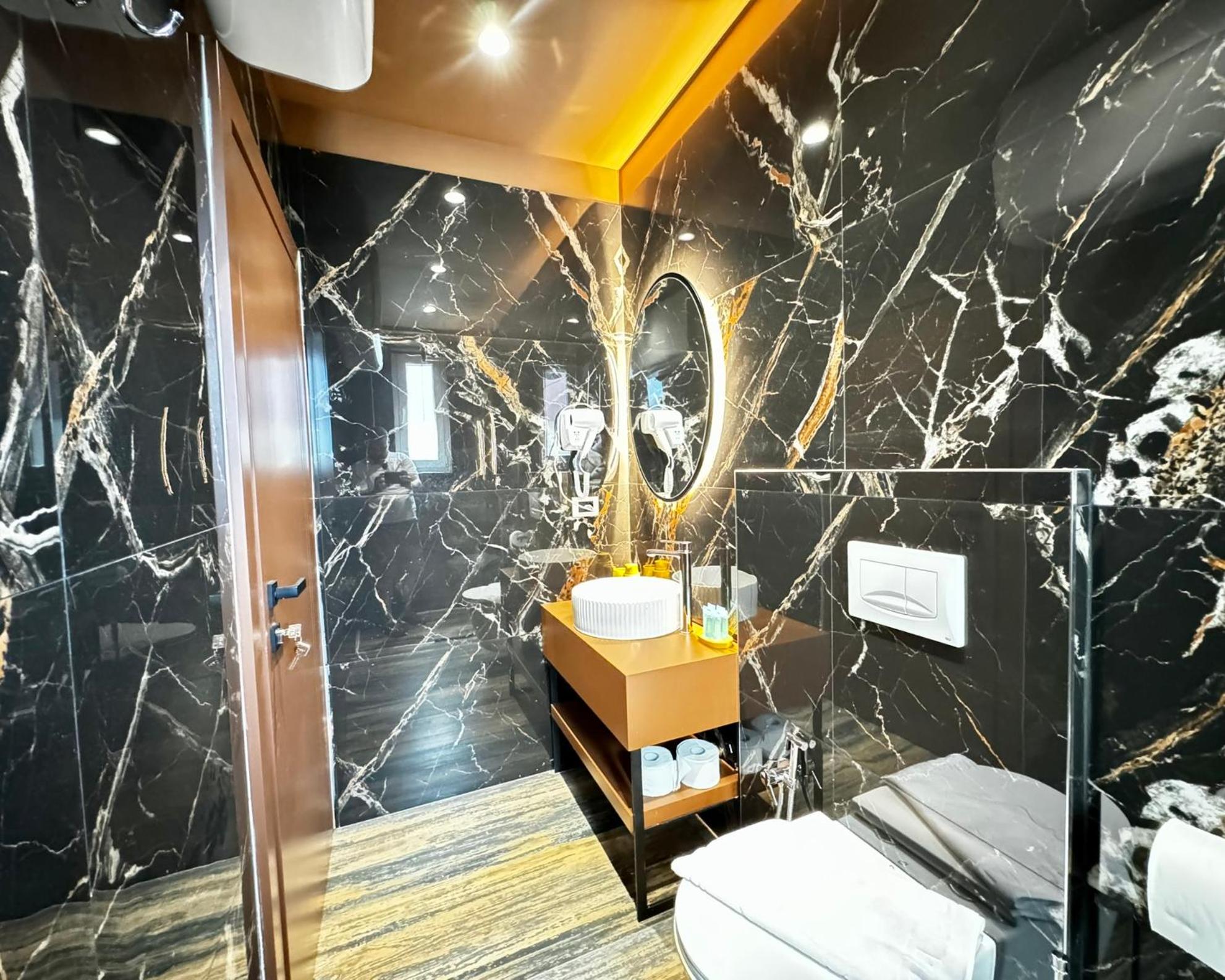 Triple Room with Balcony photo 2