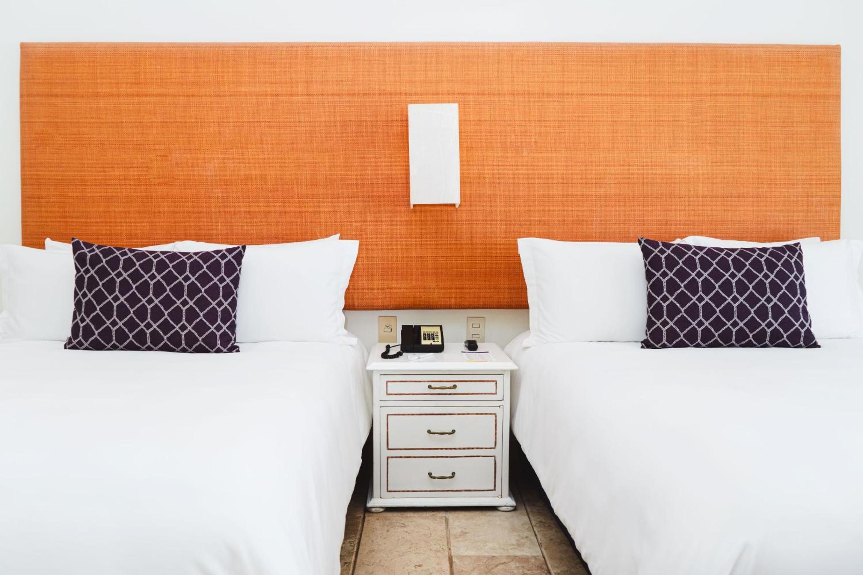 Deluxe Two Beds  photo 3