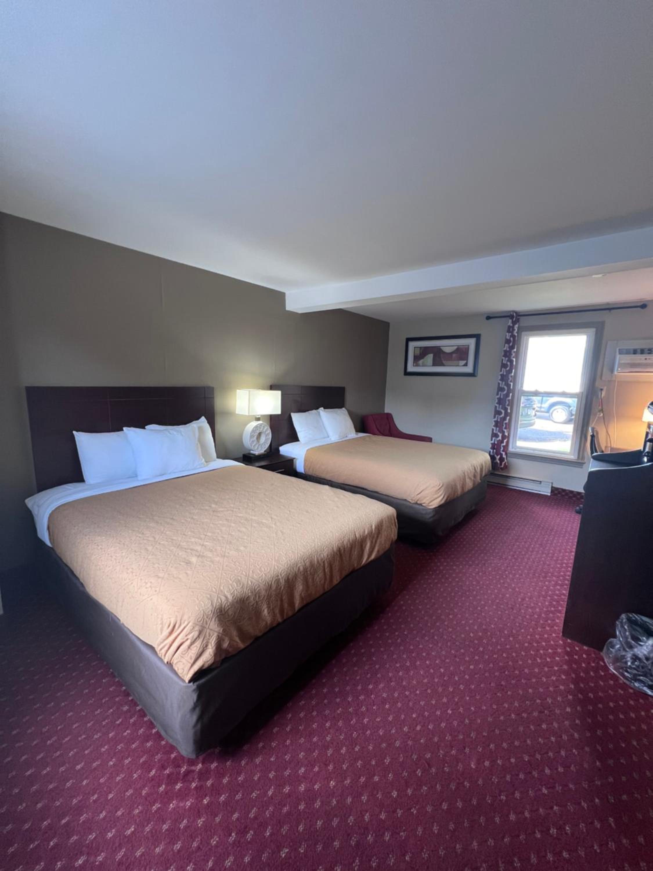Quadruple Room - Non Smoking photo 1