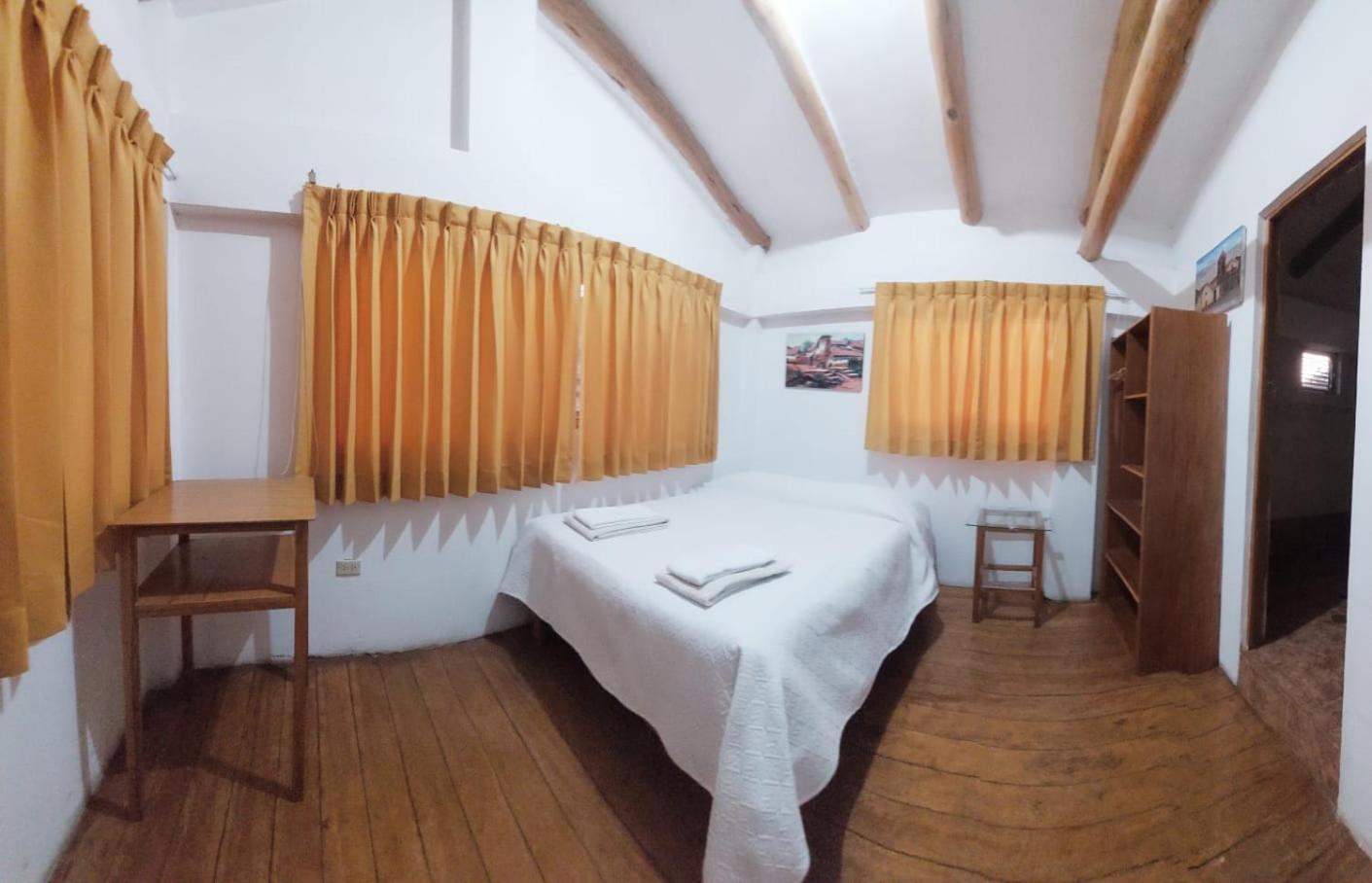 Twin Room with Private Bathroom