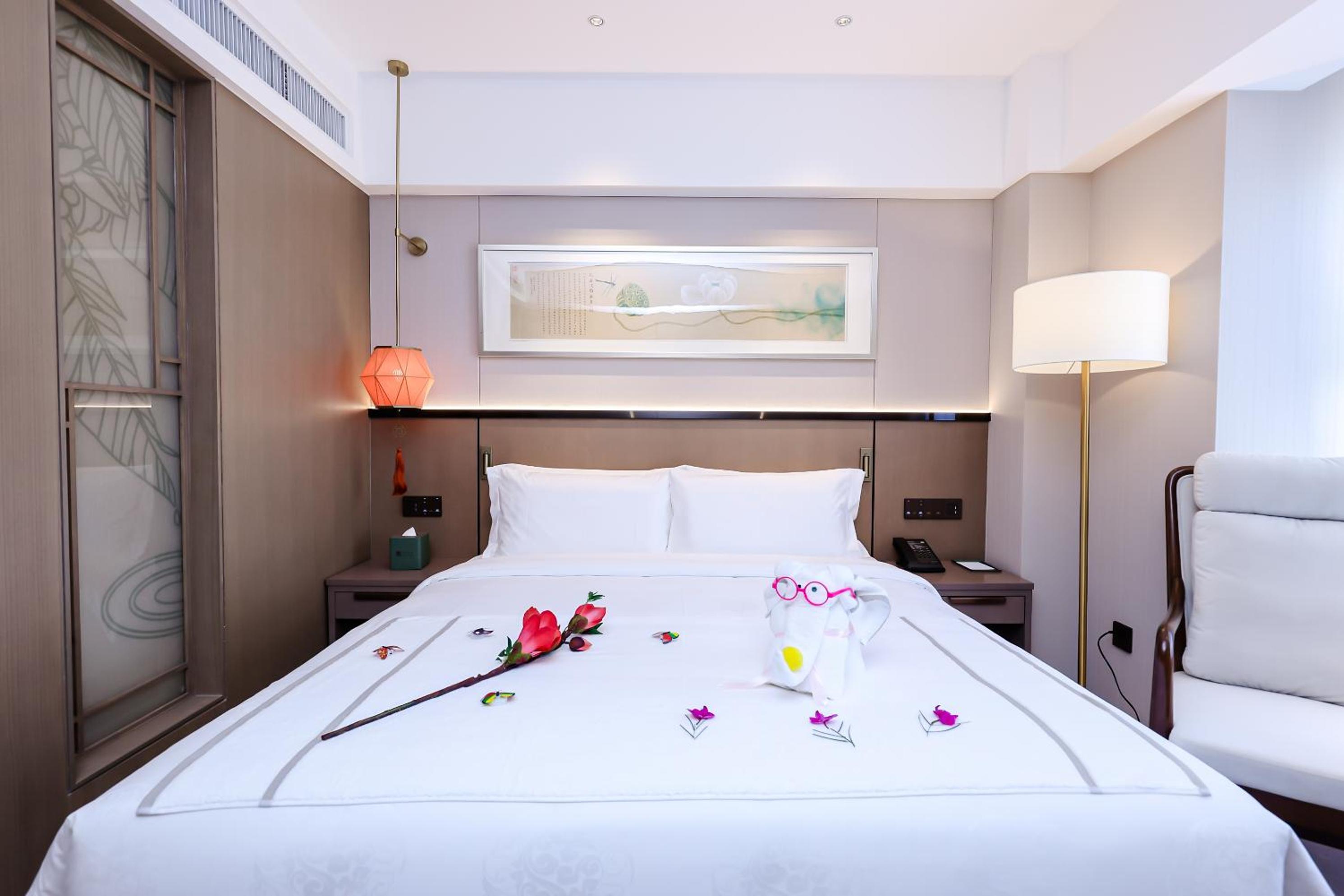 Business Twin Room thumbnail 5