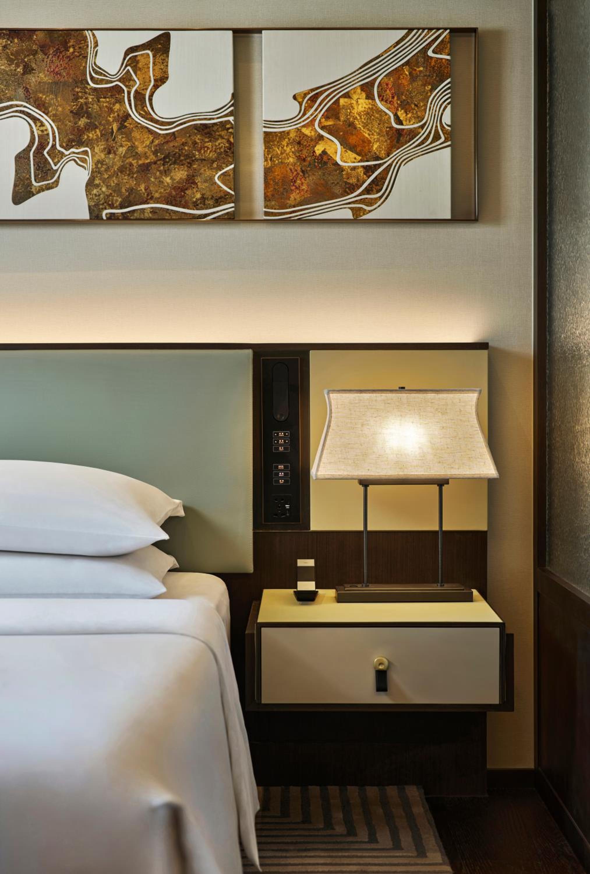 Deluxe Twin Room with Courtyard and Garden View photo 1