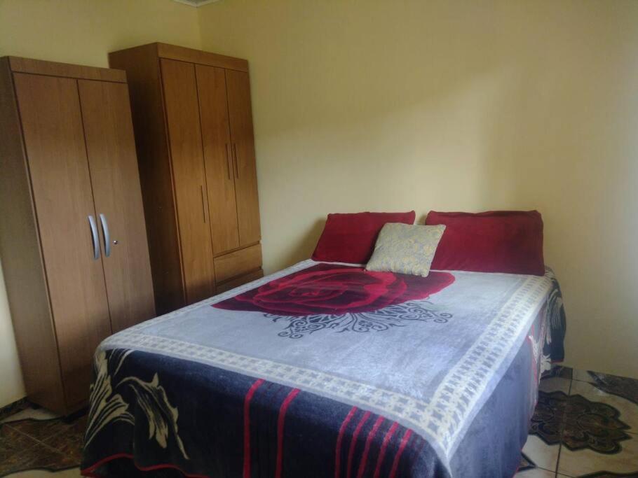 One-Bedroom House photo 1