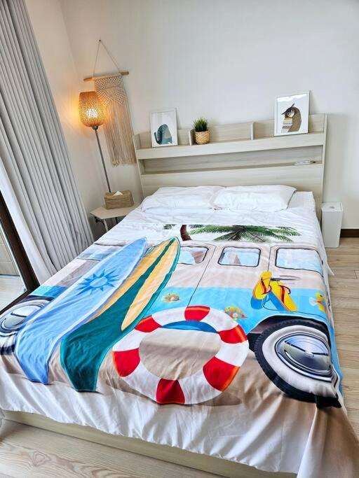 One-Bedroom Apartment photo 2