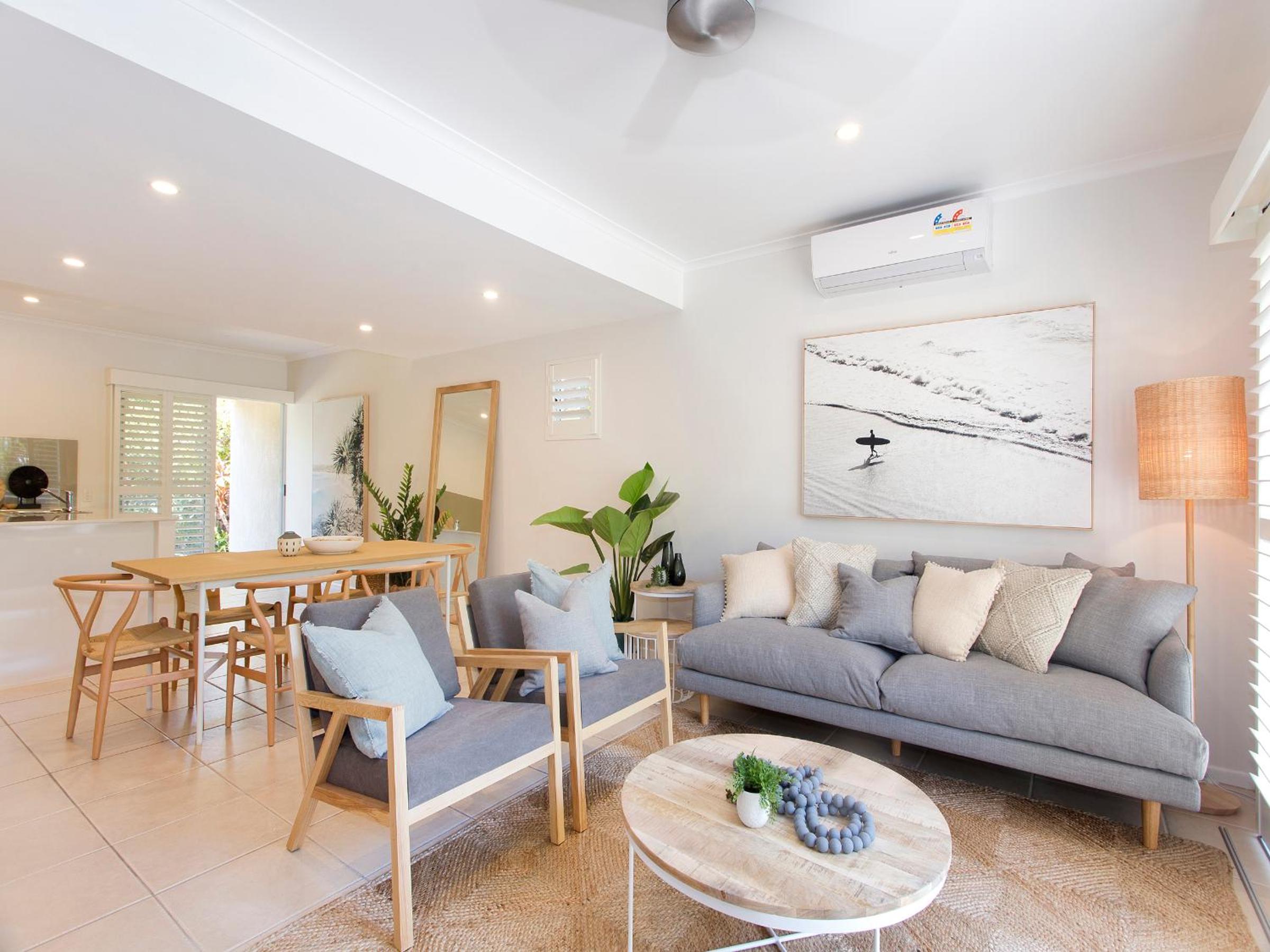 Three-Bedroom House photo 1