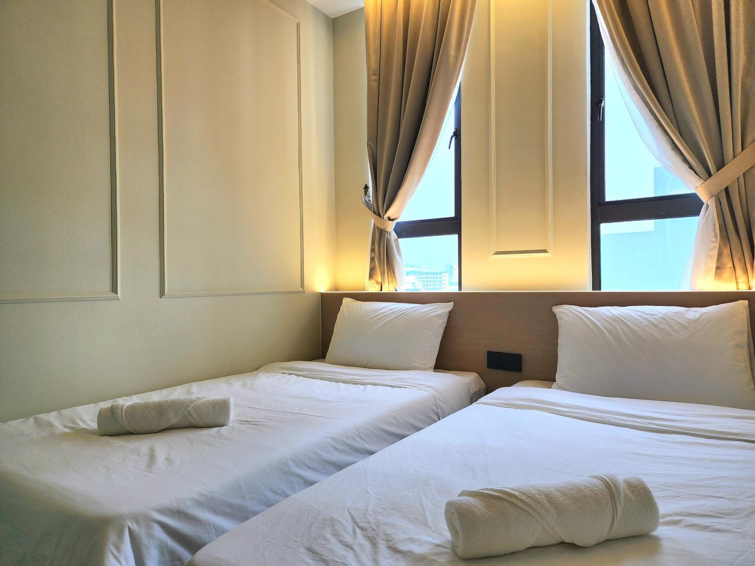 Twin Room - Photo 8