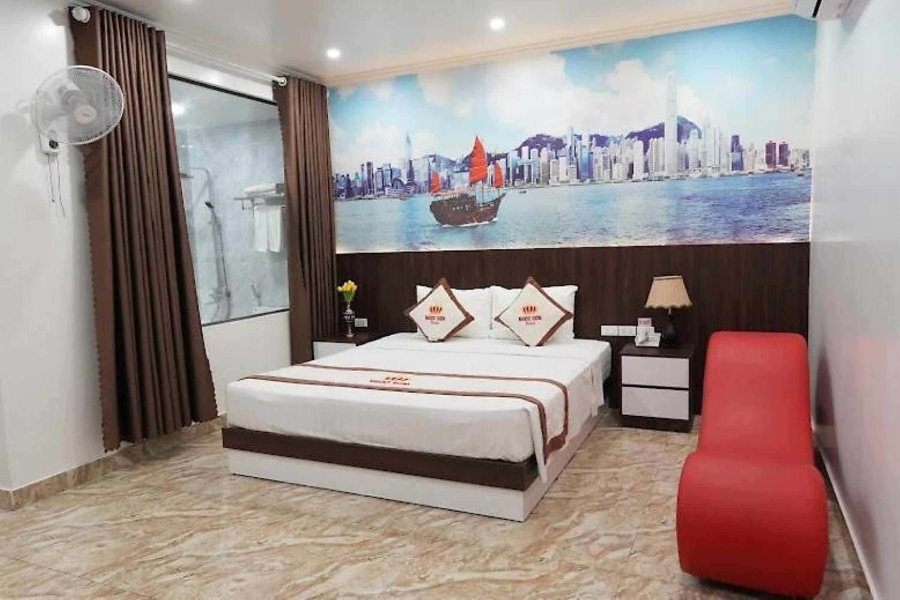 Deluxe Double Room with Bath photo 3
