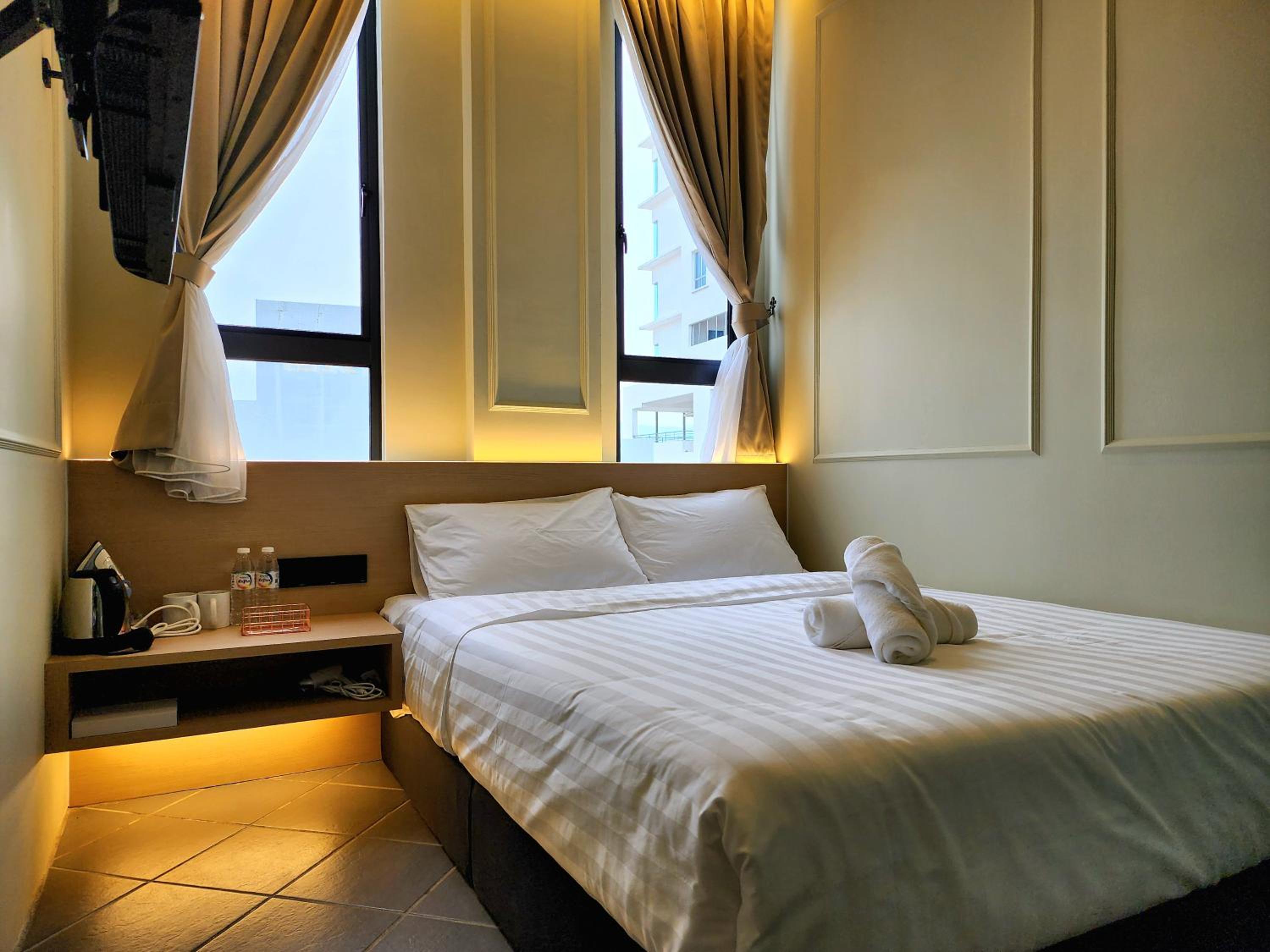 Standard Queen Room - Photo 4