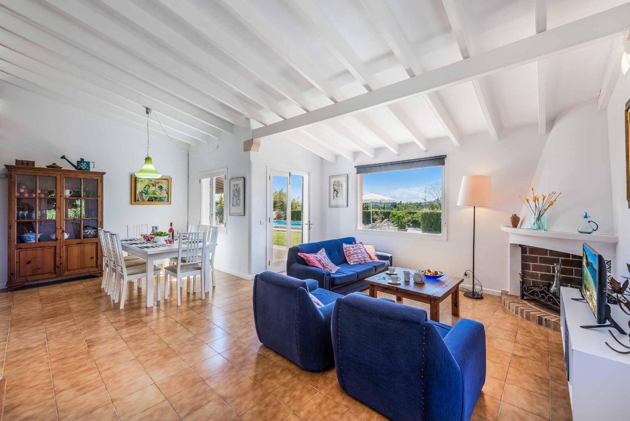 Villa de Cuatro Habitaciones