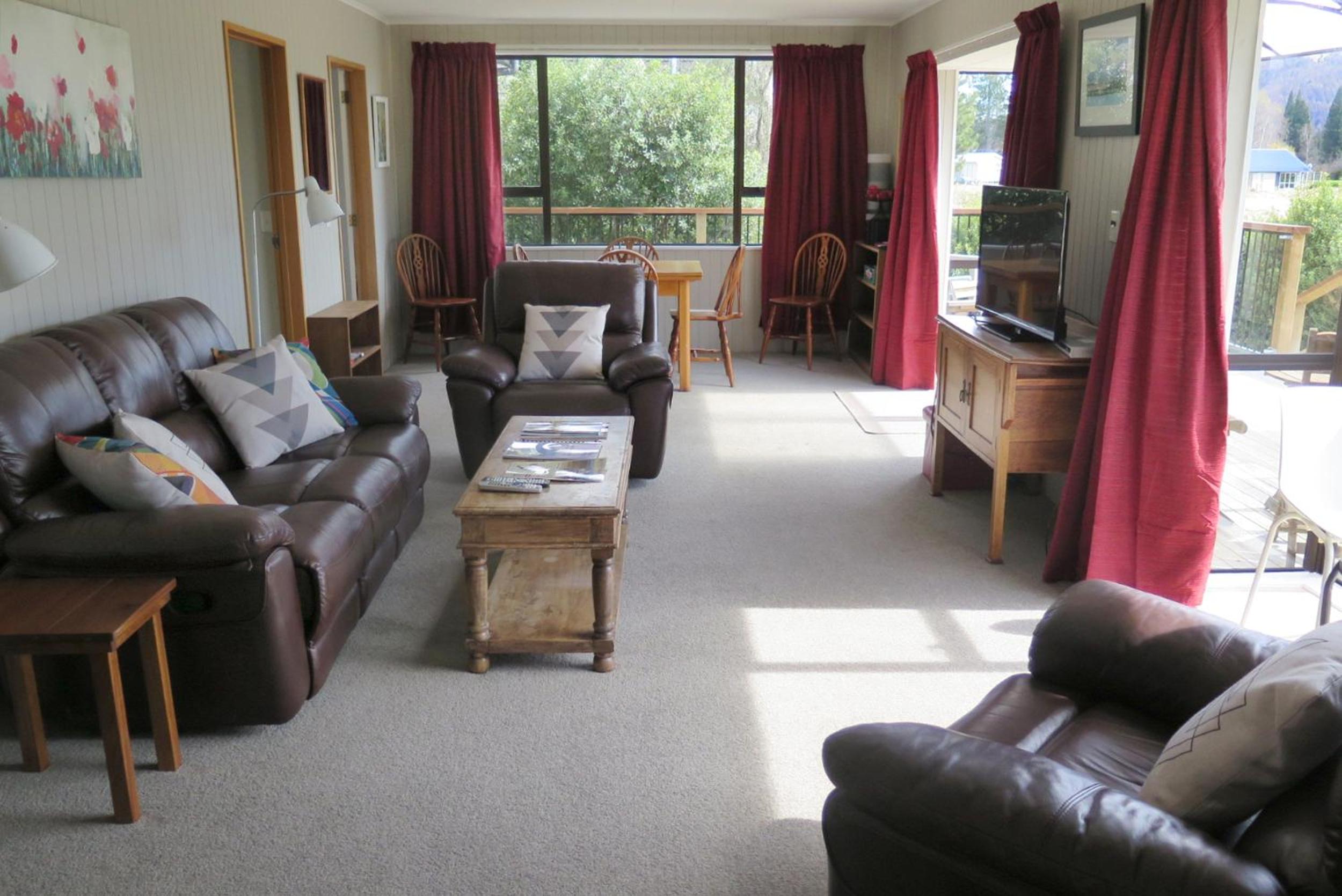 Three-Bedroom House photo 2