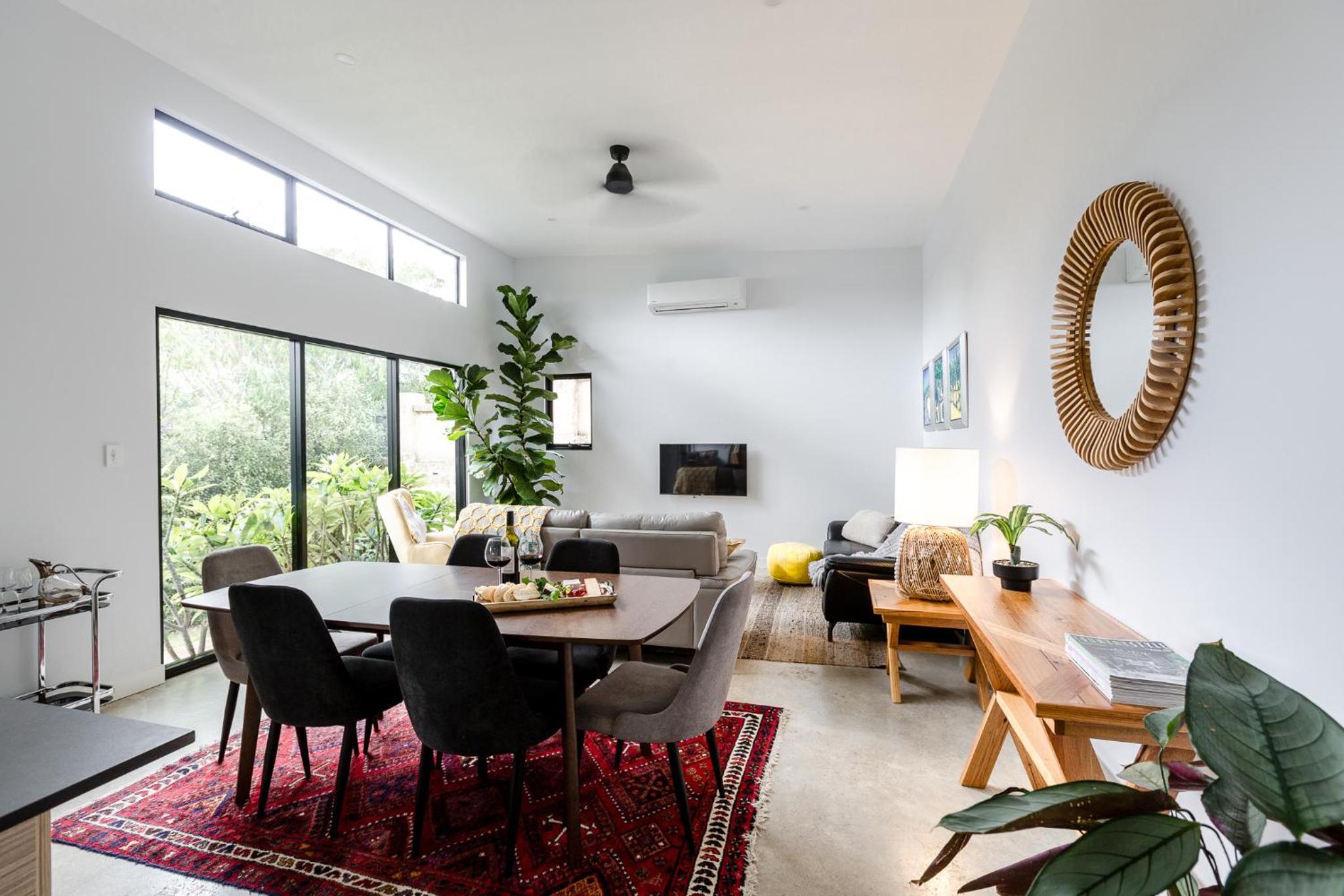 Three-Bedroom House photo 1