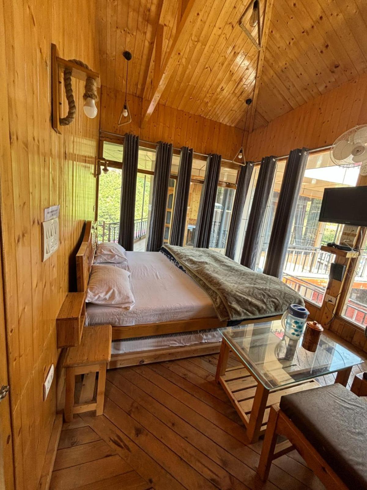 Superior Chalet photo 2