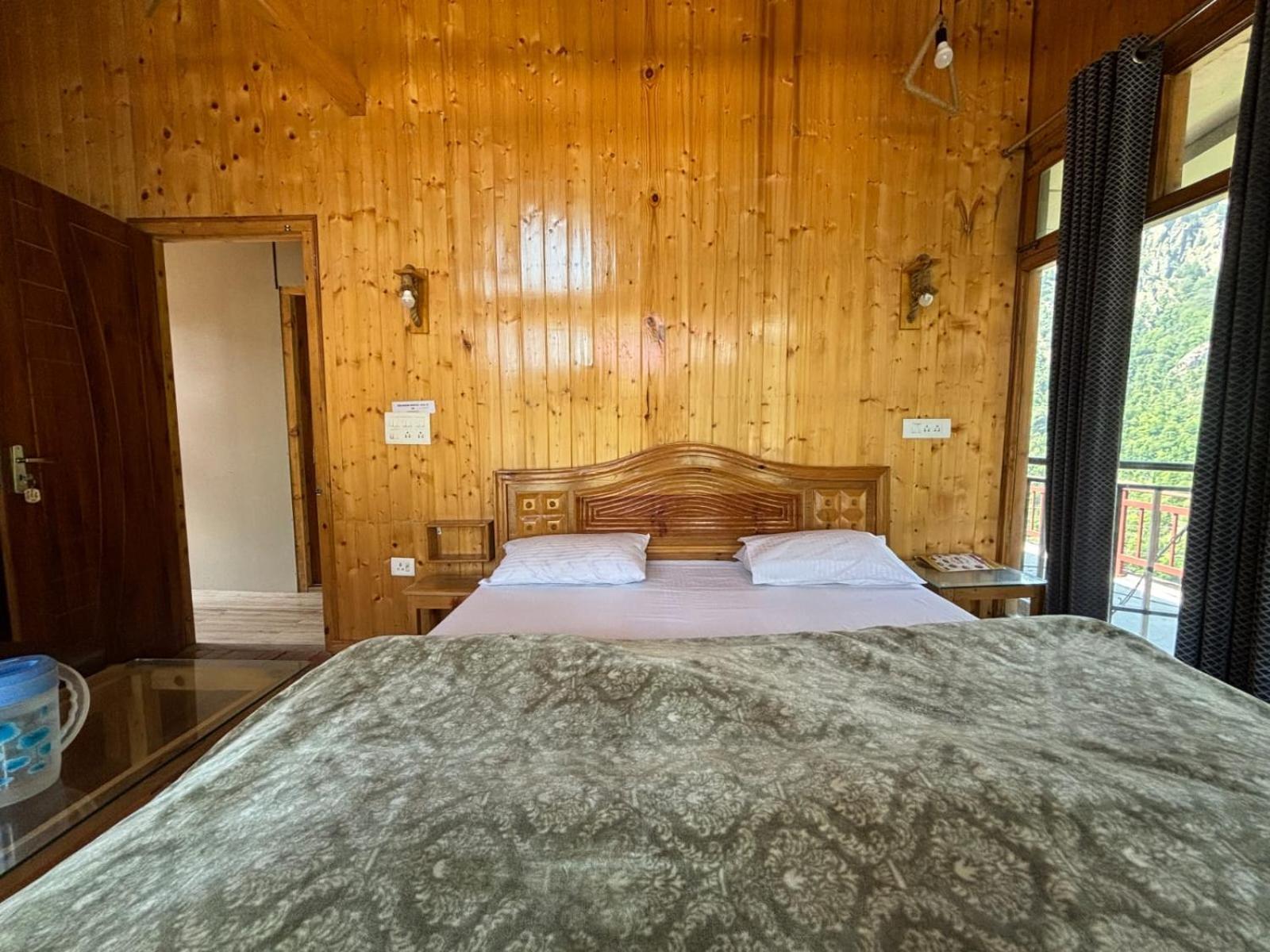 Superior Chalet photo 3
