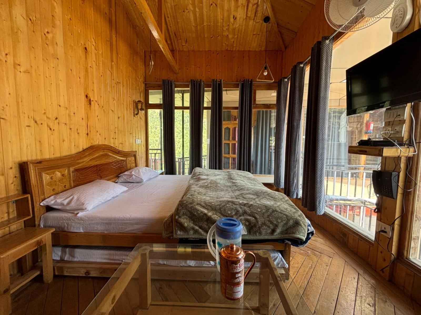 Superior Chalet photo 3