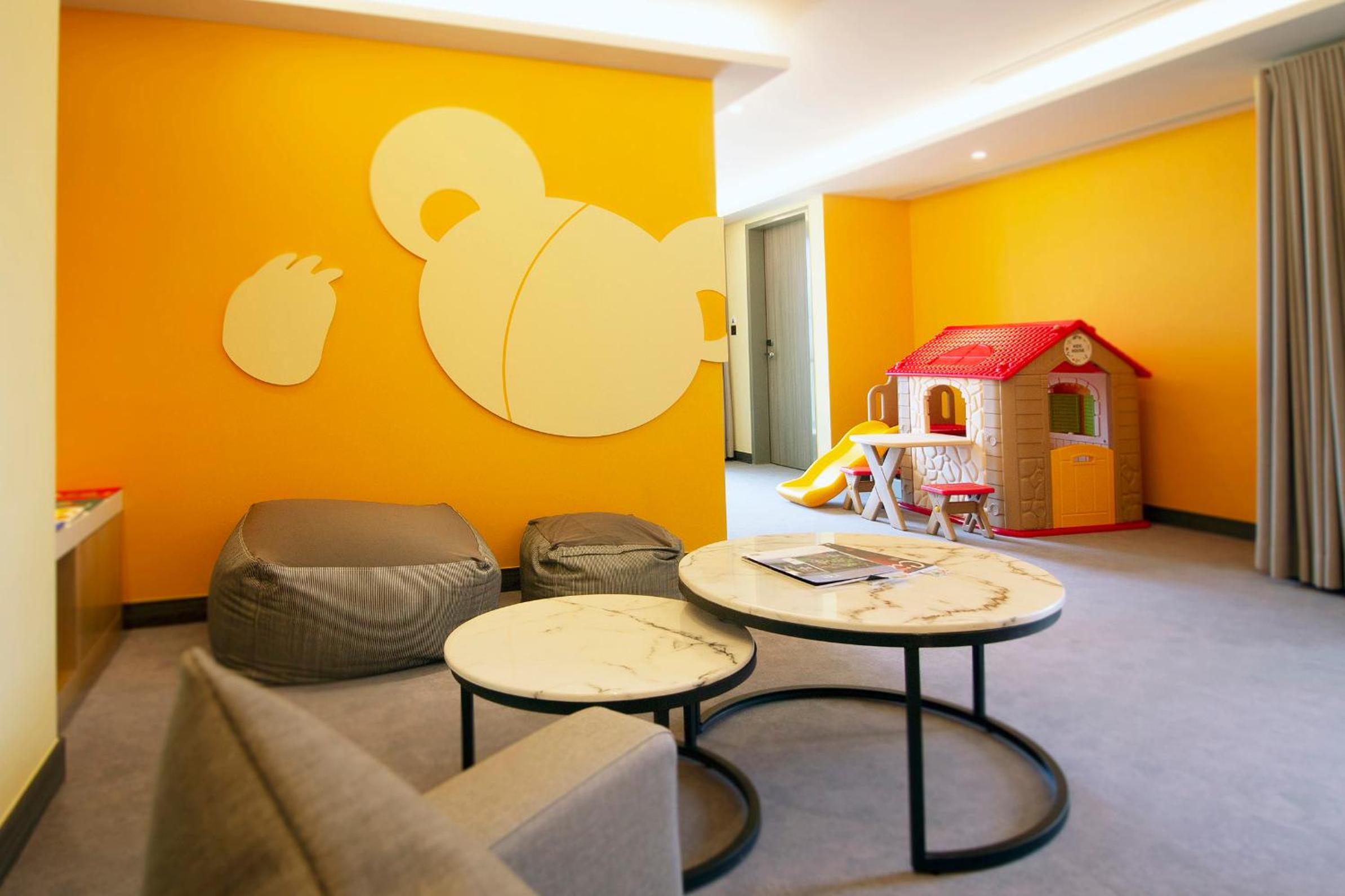 Premium Quadruple Room - Photo 7