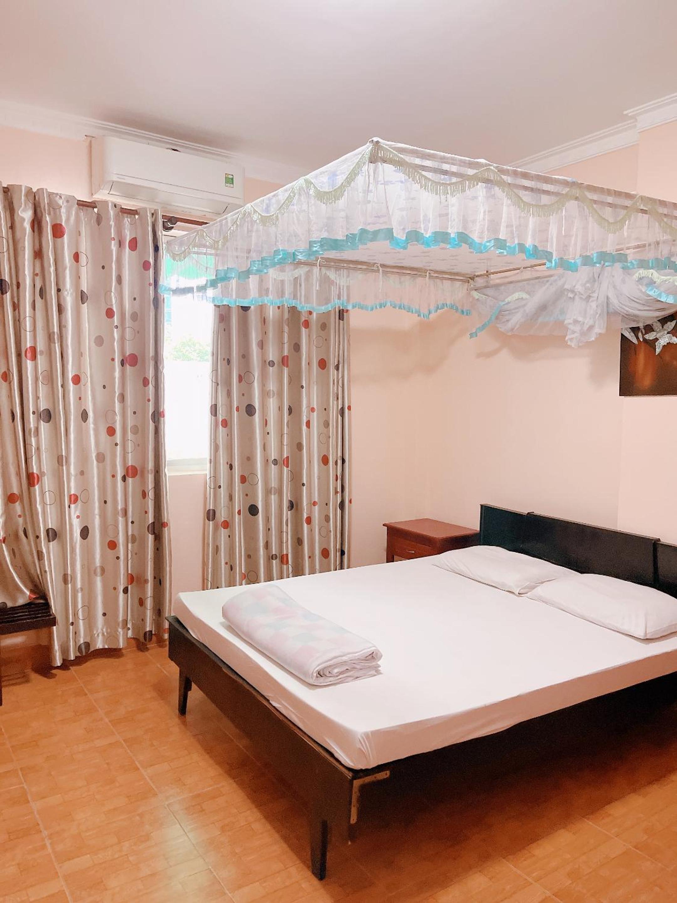 Small Double Or Twin Room photo 3
