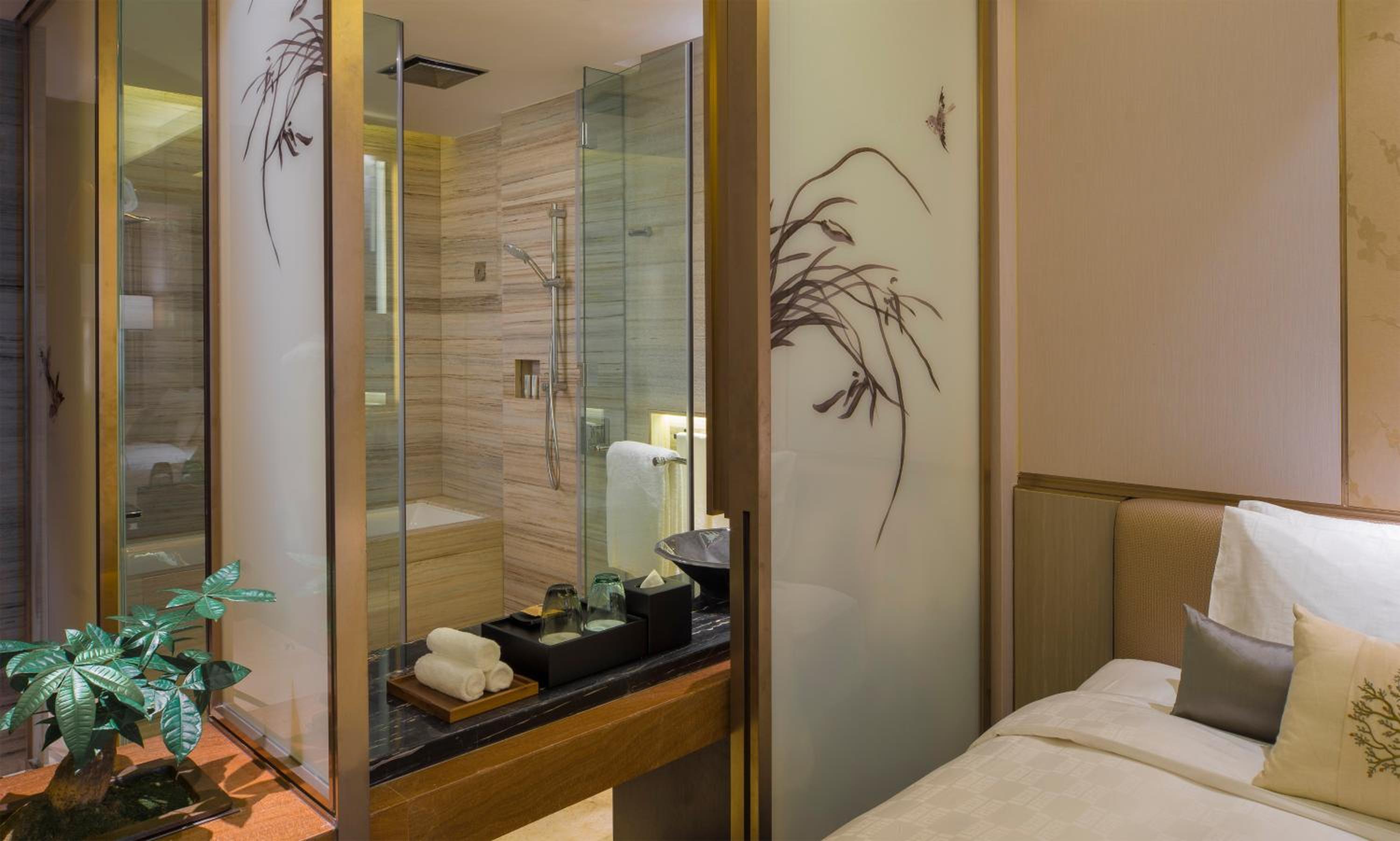Premium King Room With City View photo 3