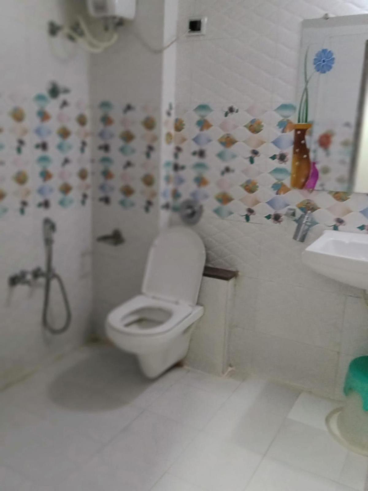 Standard Double Room - Photo 2