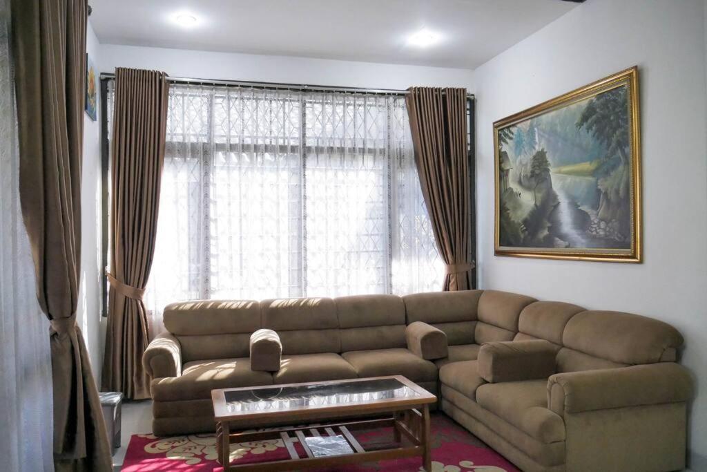Three-Bedroom Villa photo 1