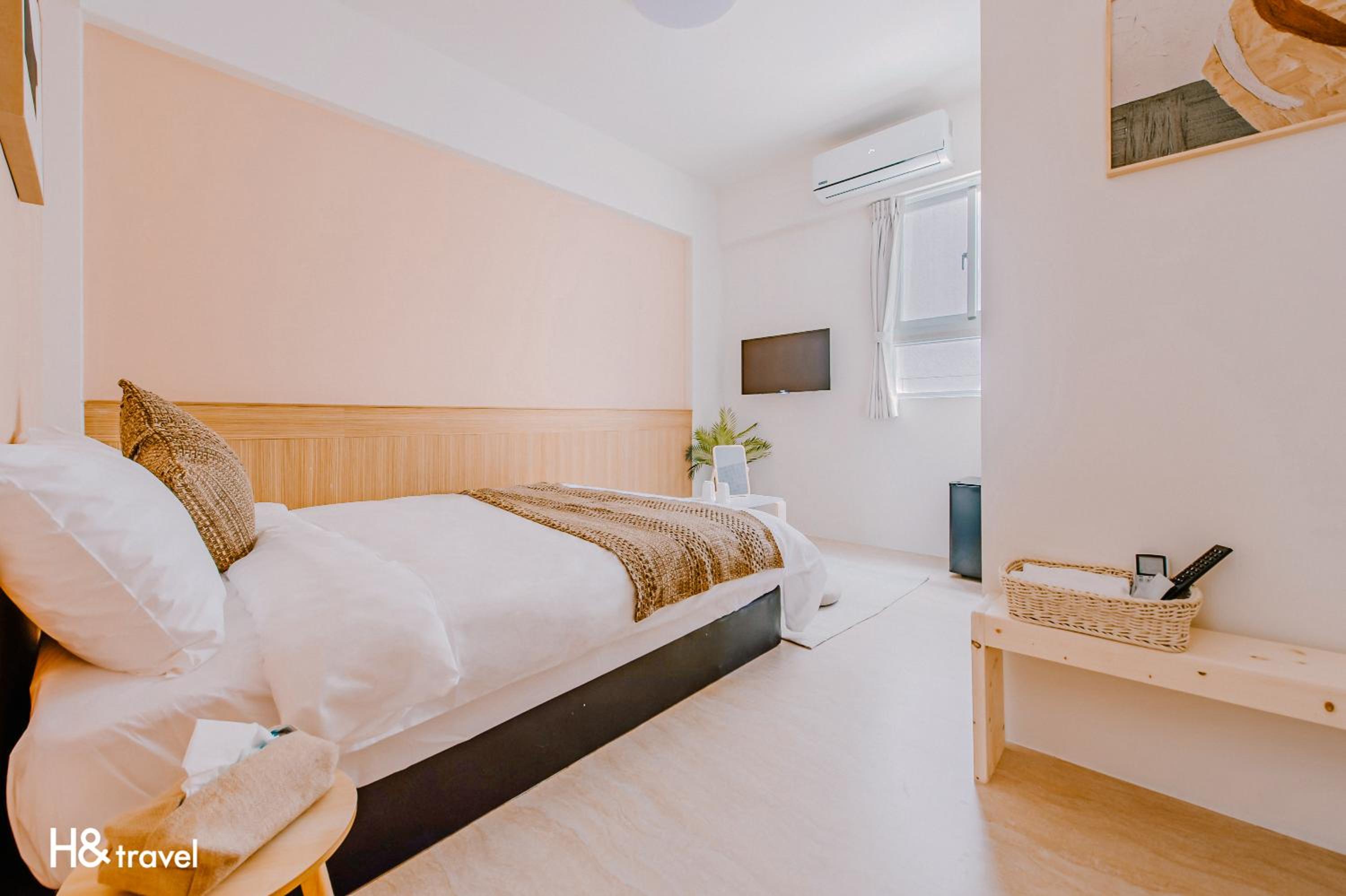 Standard Double Room - Photo 15