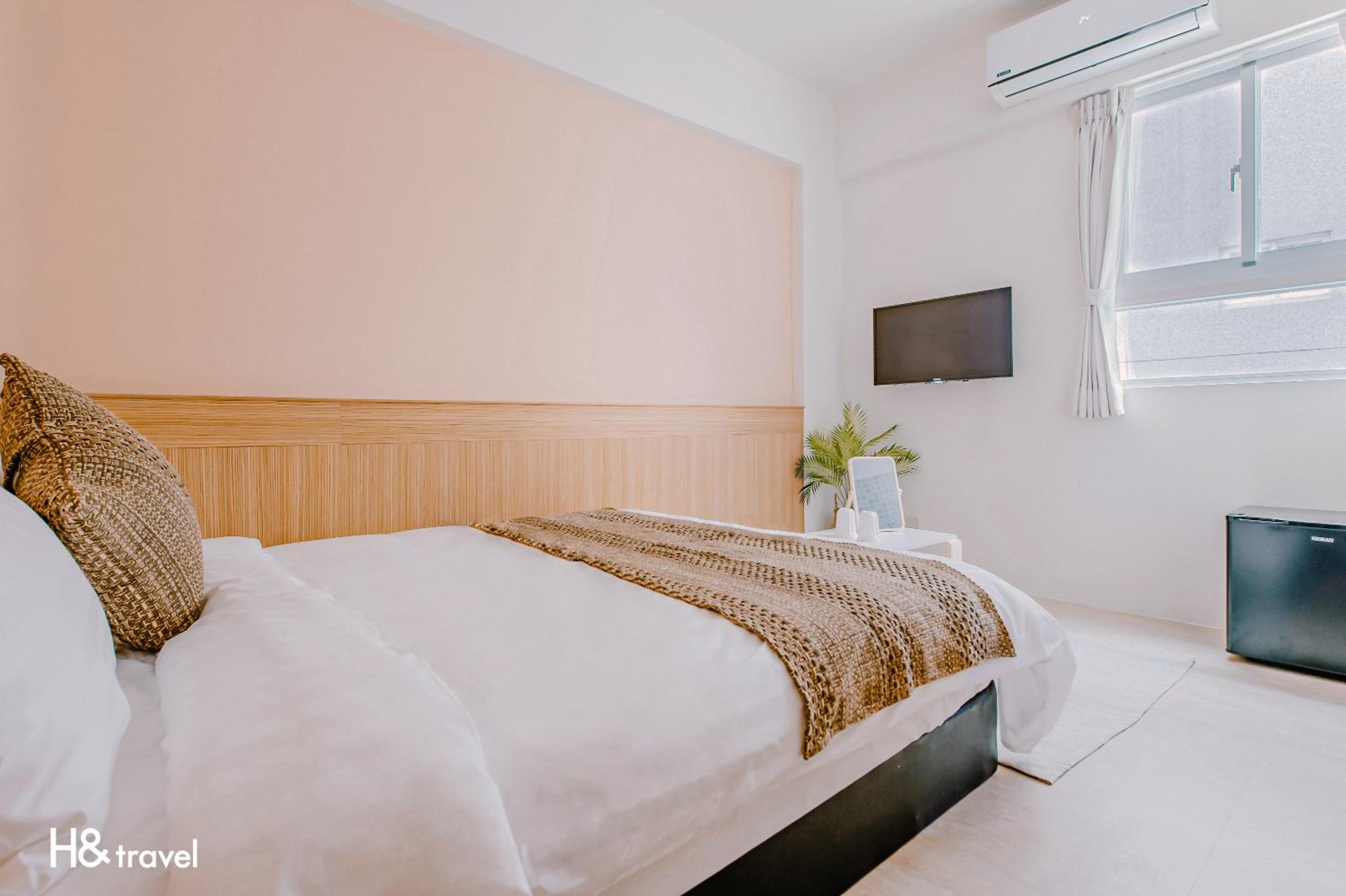 Standard Double Room - Photo 2