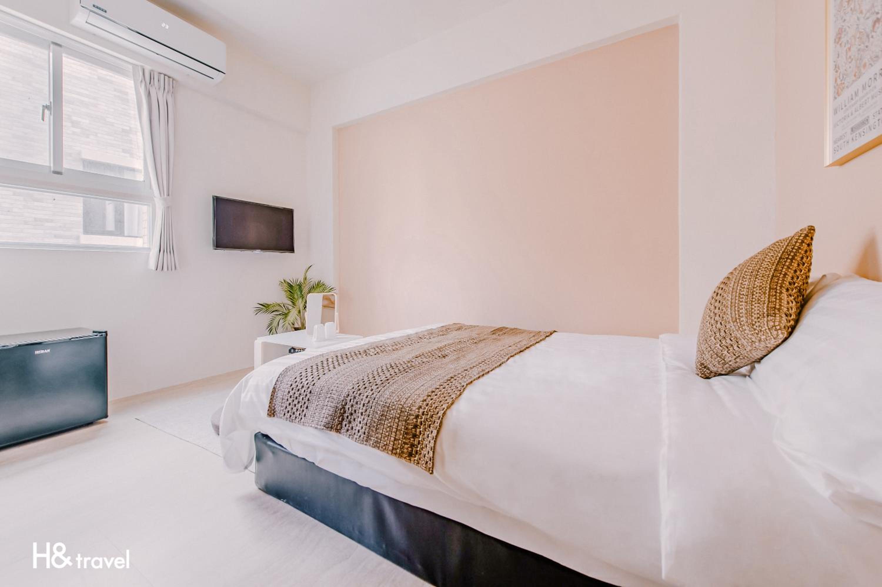 Standard Double Room - Photo 3