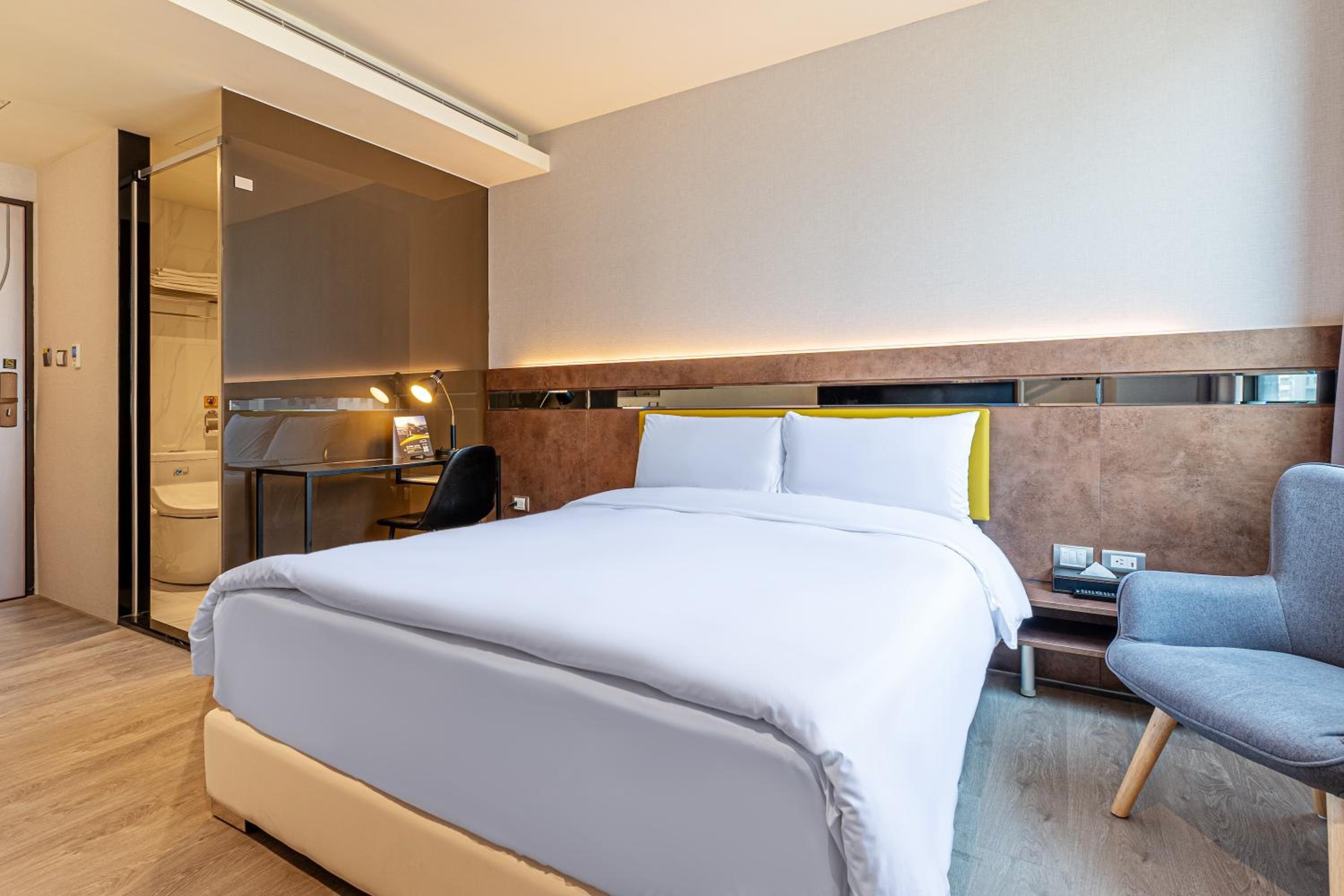 Standard Double Room - Photo 4