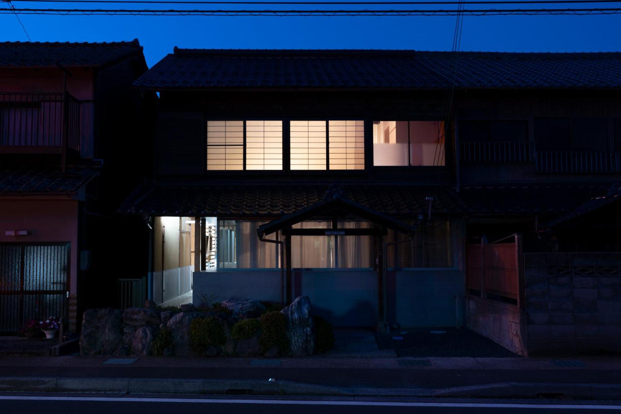 Two-Bedroom House photo 3
