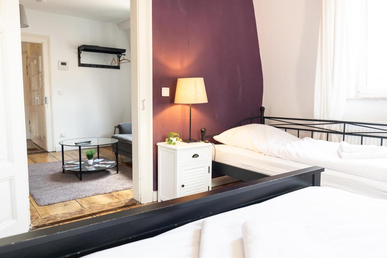 Two-Bedroom Apartment - Photo 2