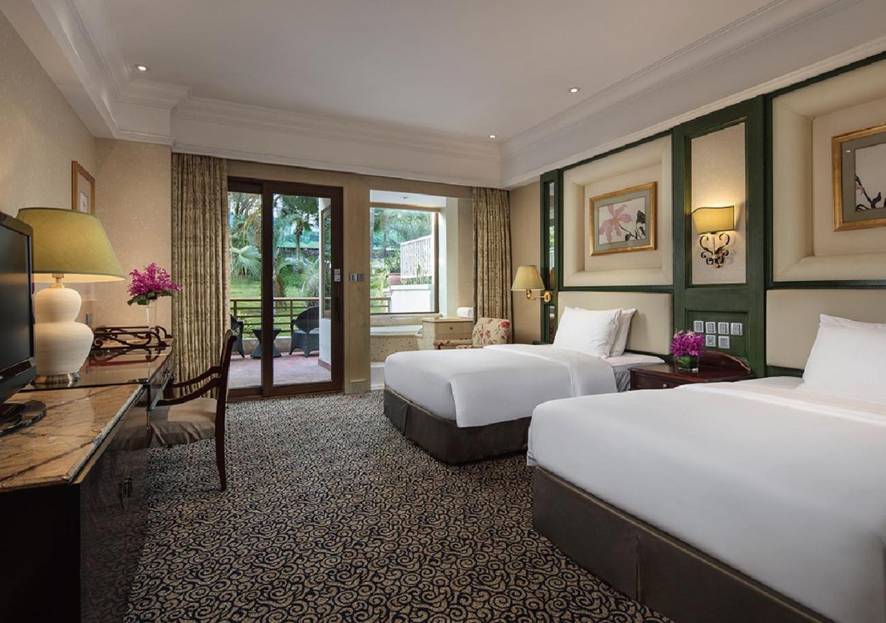 Deluxe Garden View Twin-size Bed Room