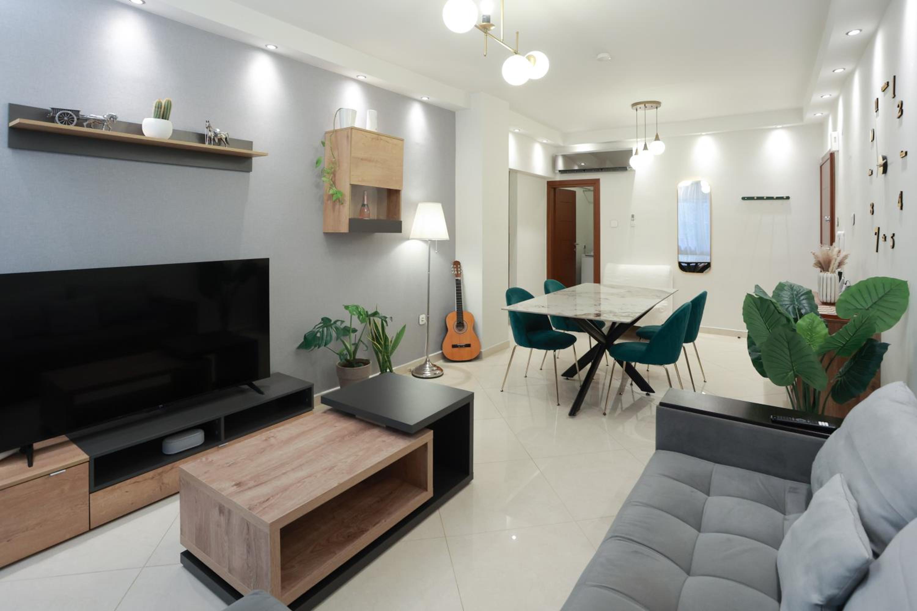 Deluxe Apartment