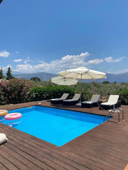 Villa photo 2