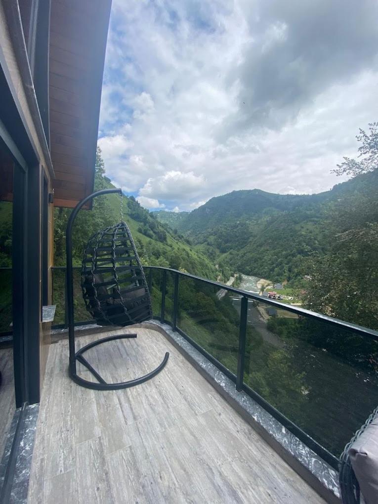 Deluxe Bungalow photo 2