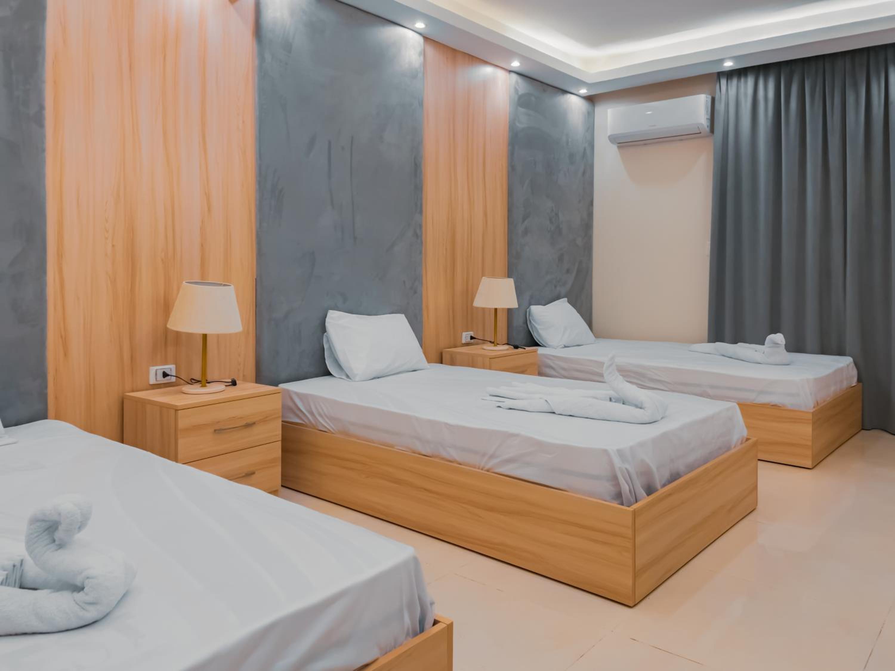 Basic Triple Room