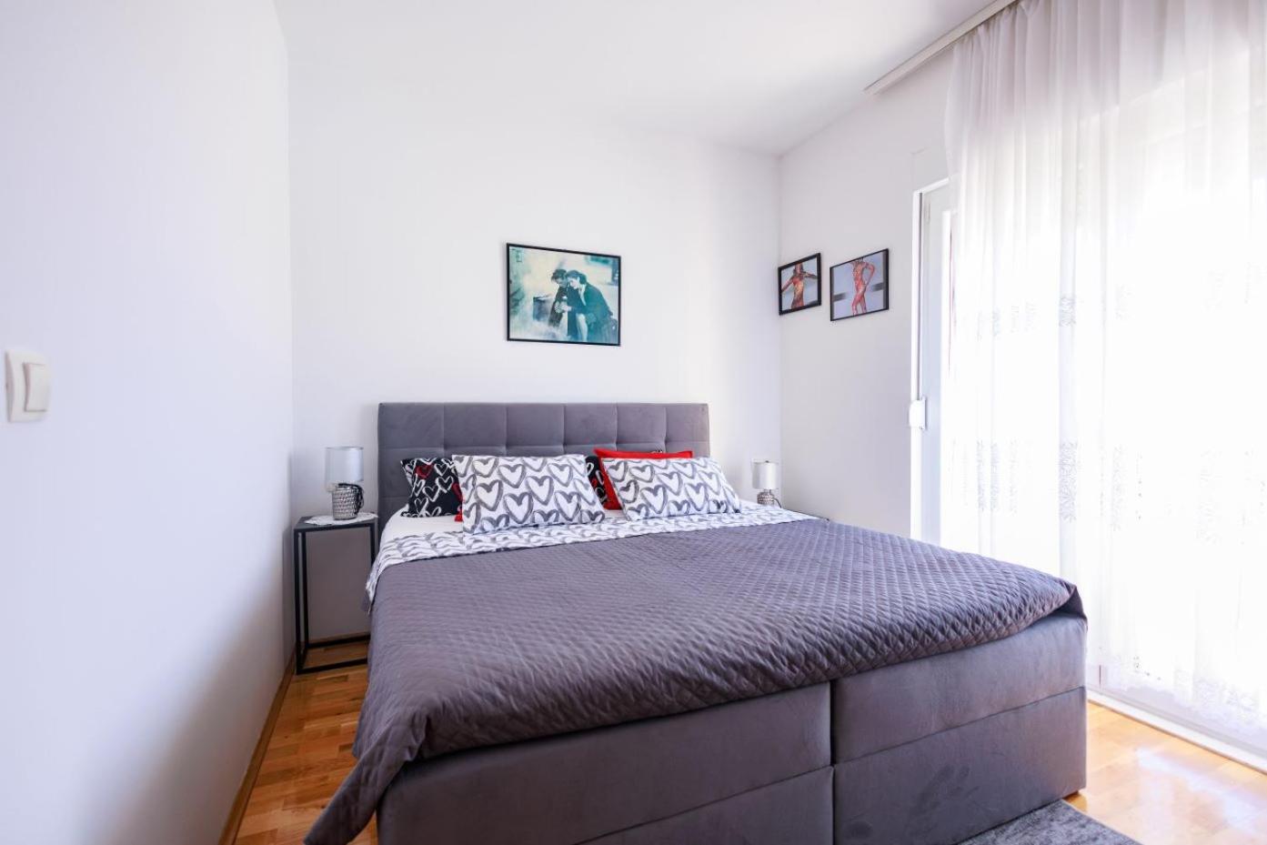 Three-Bedroom Villa photo 1