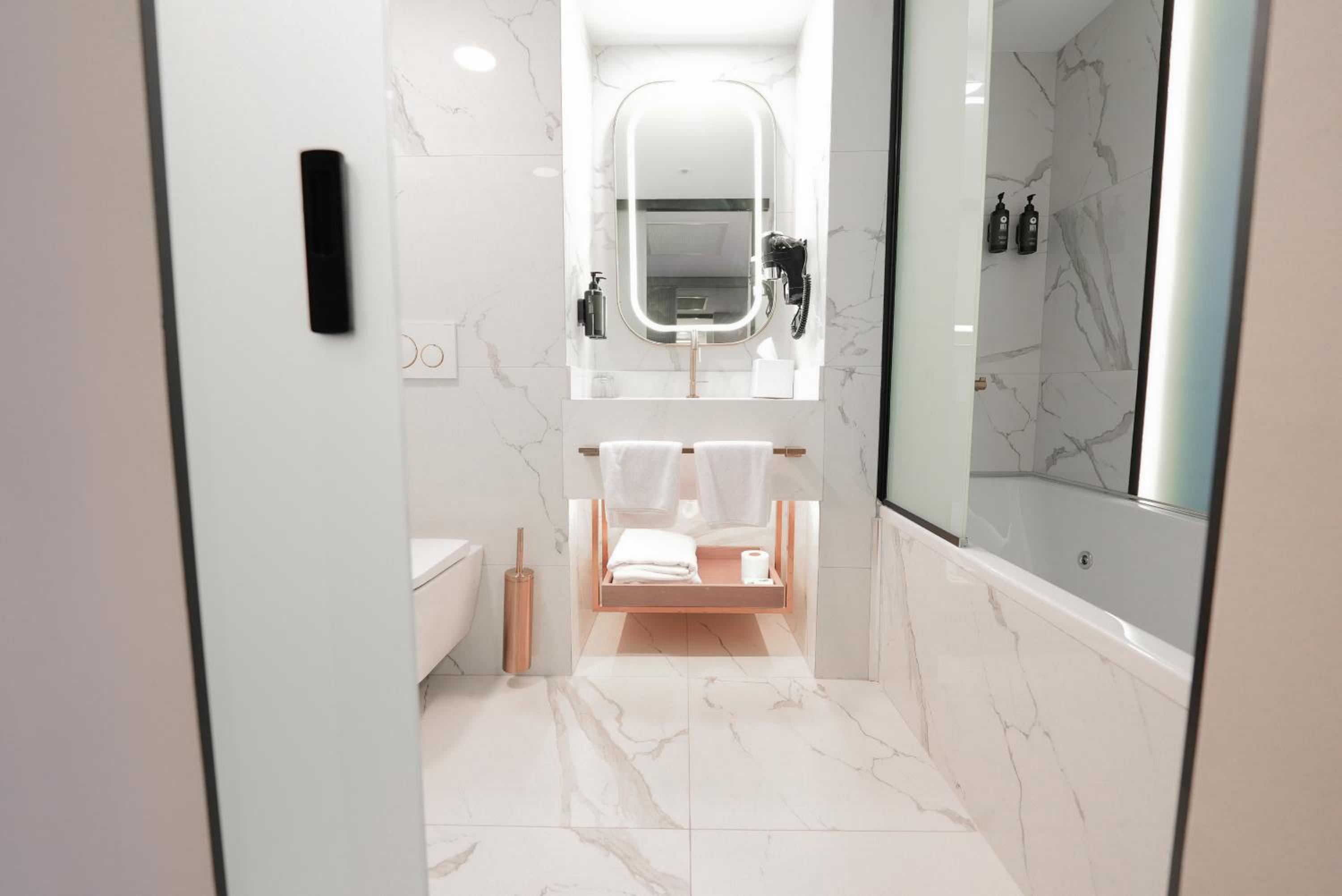 Prestige Suite - Photo 8
