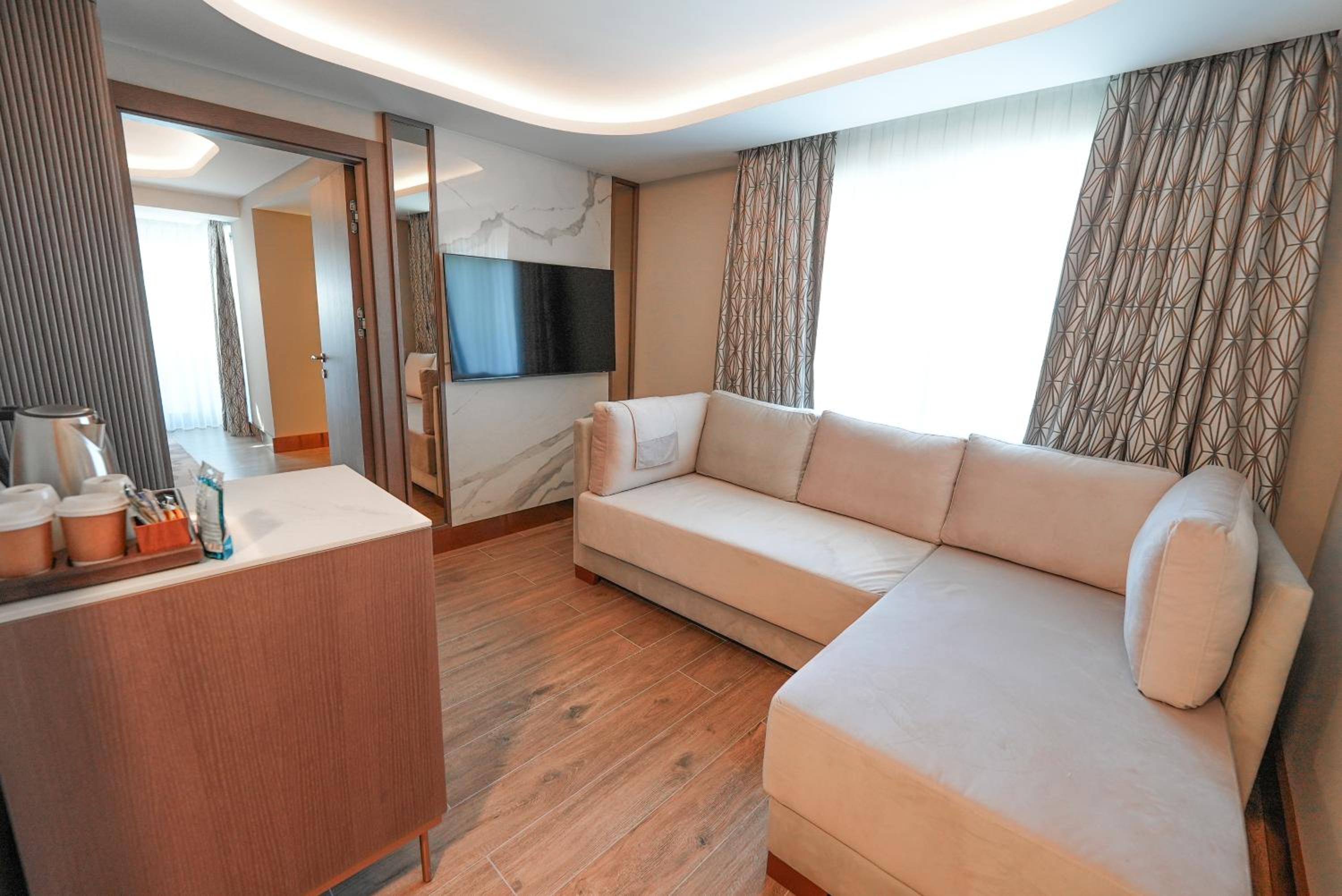 Family Suite - Photo 7