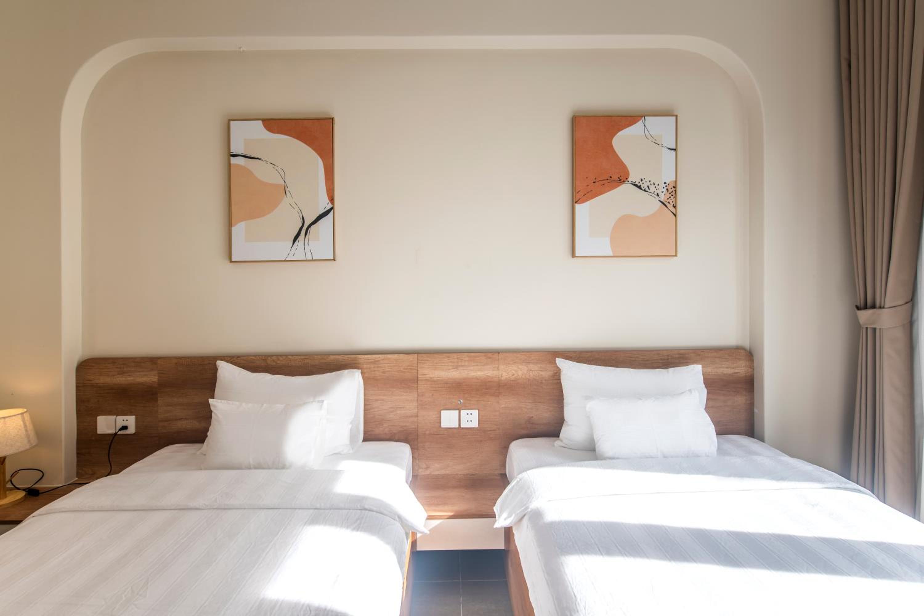 Deluxe Twin Room photo 3