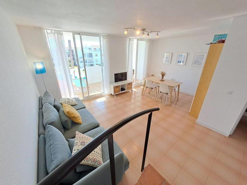 Apartamento de tres habitaciones con vista