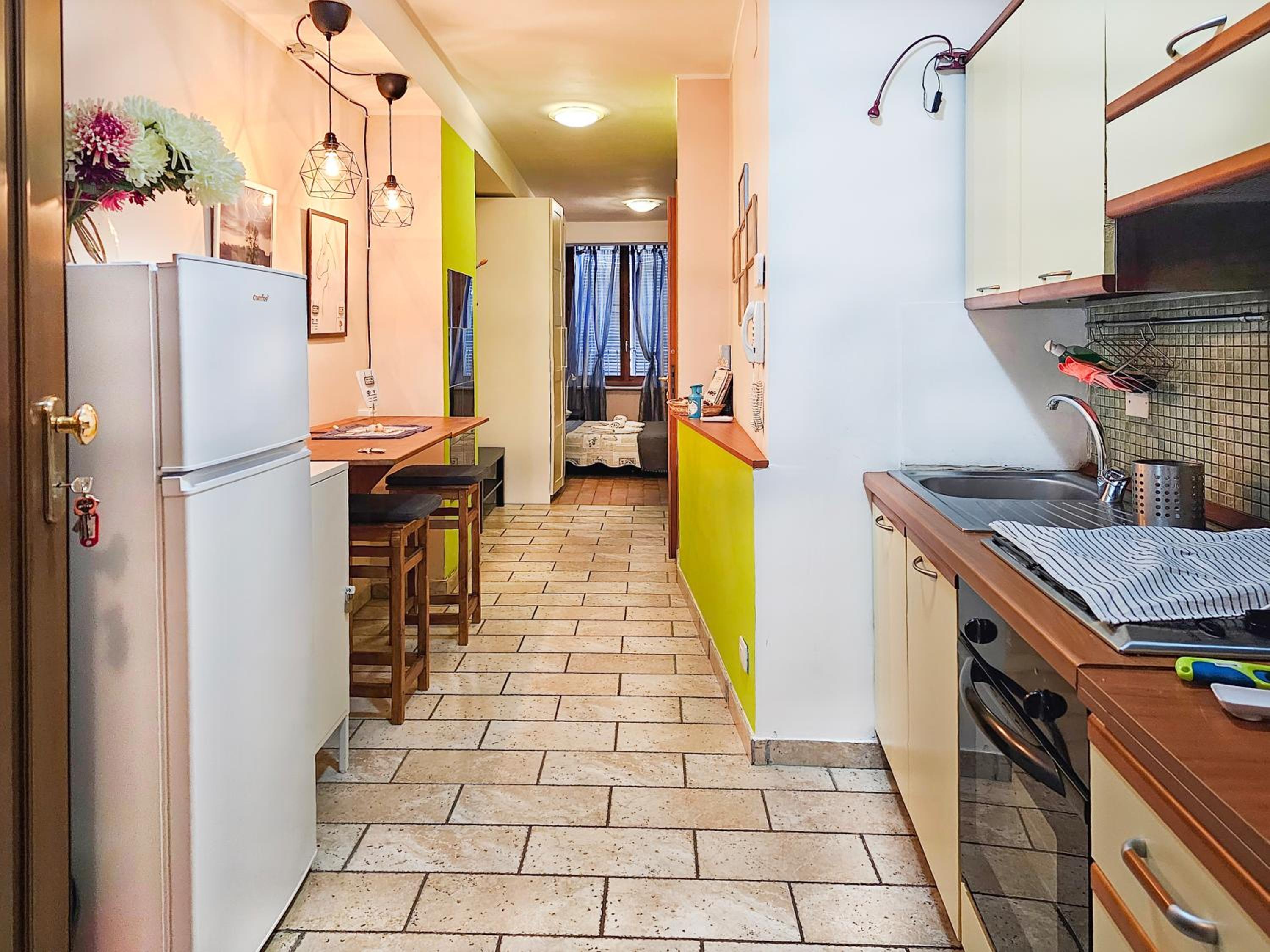 Studio Apartment photo 2