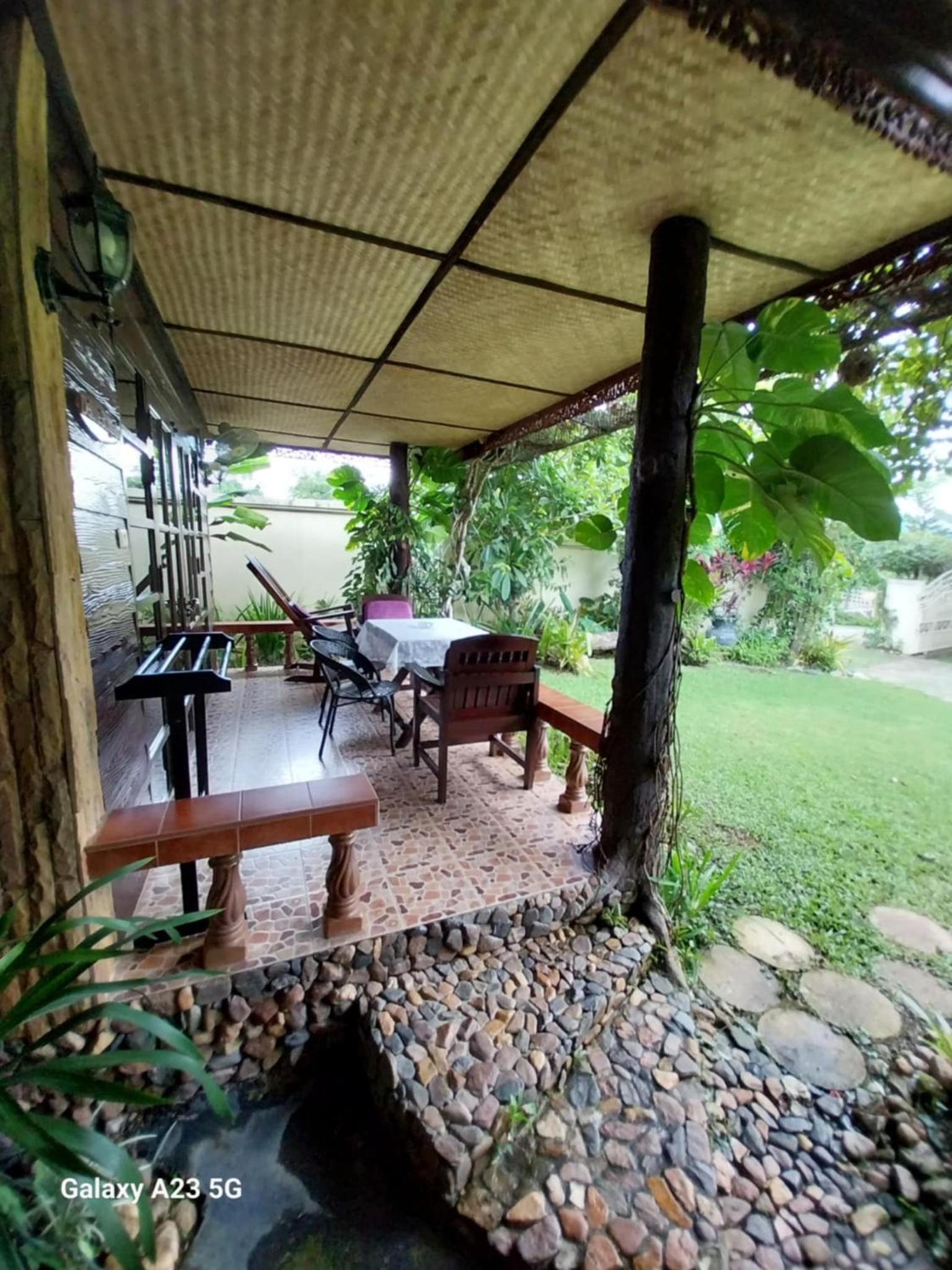 Family Bungalow - Photo 10