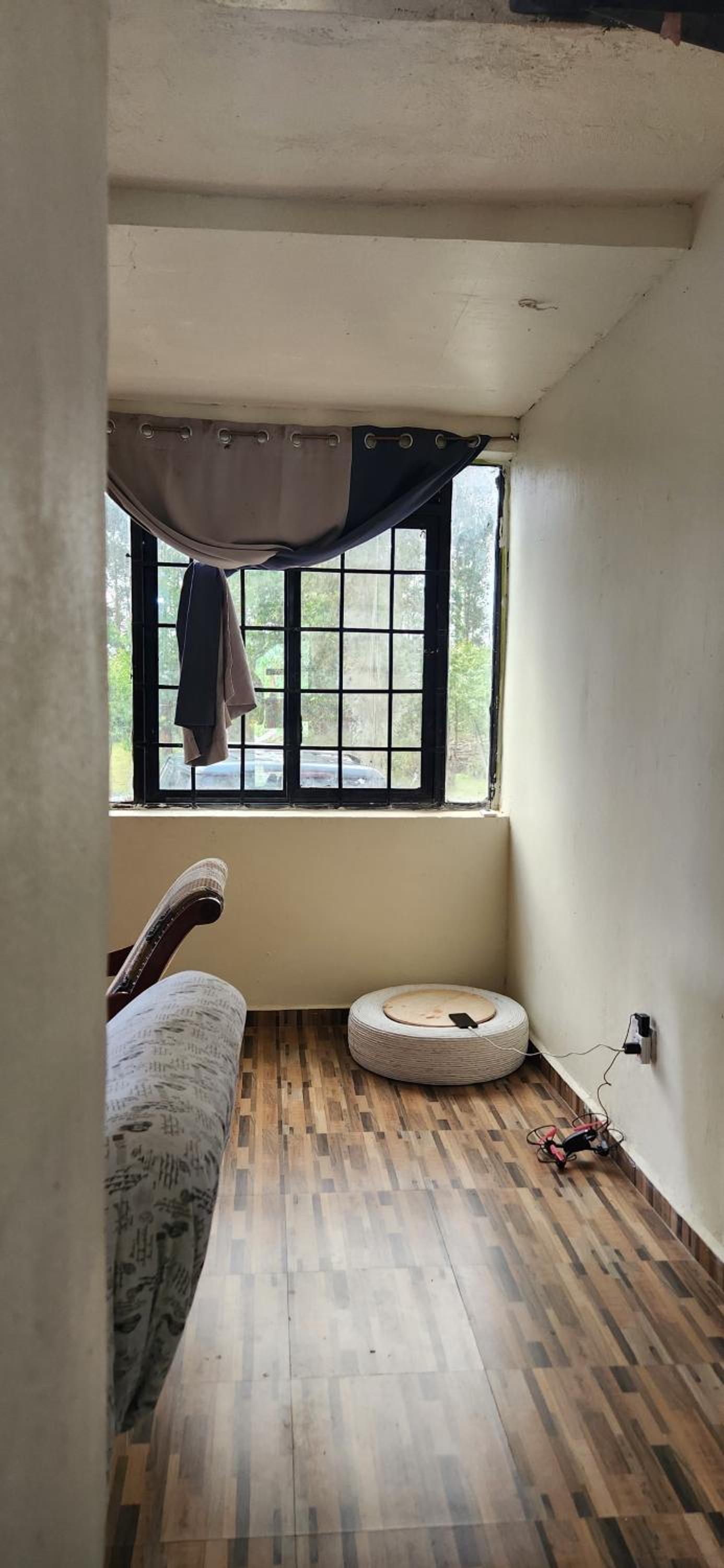 One-Bedroom House photo 1