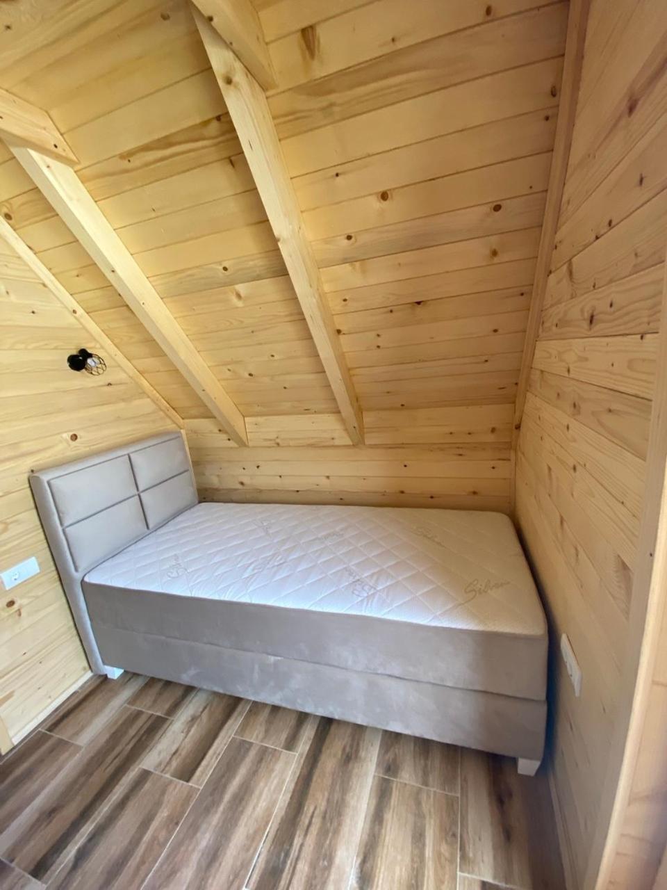 One-Bedroom Chalet photo 1