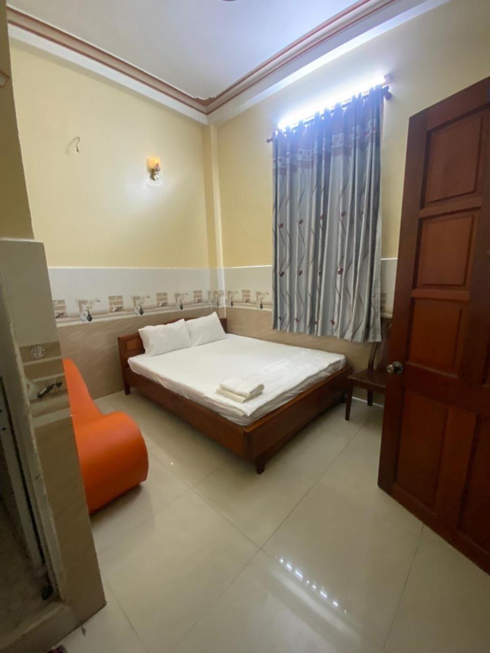 Double Room - Photo 14