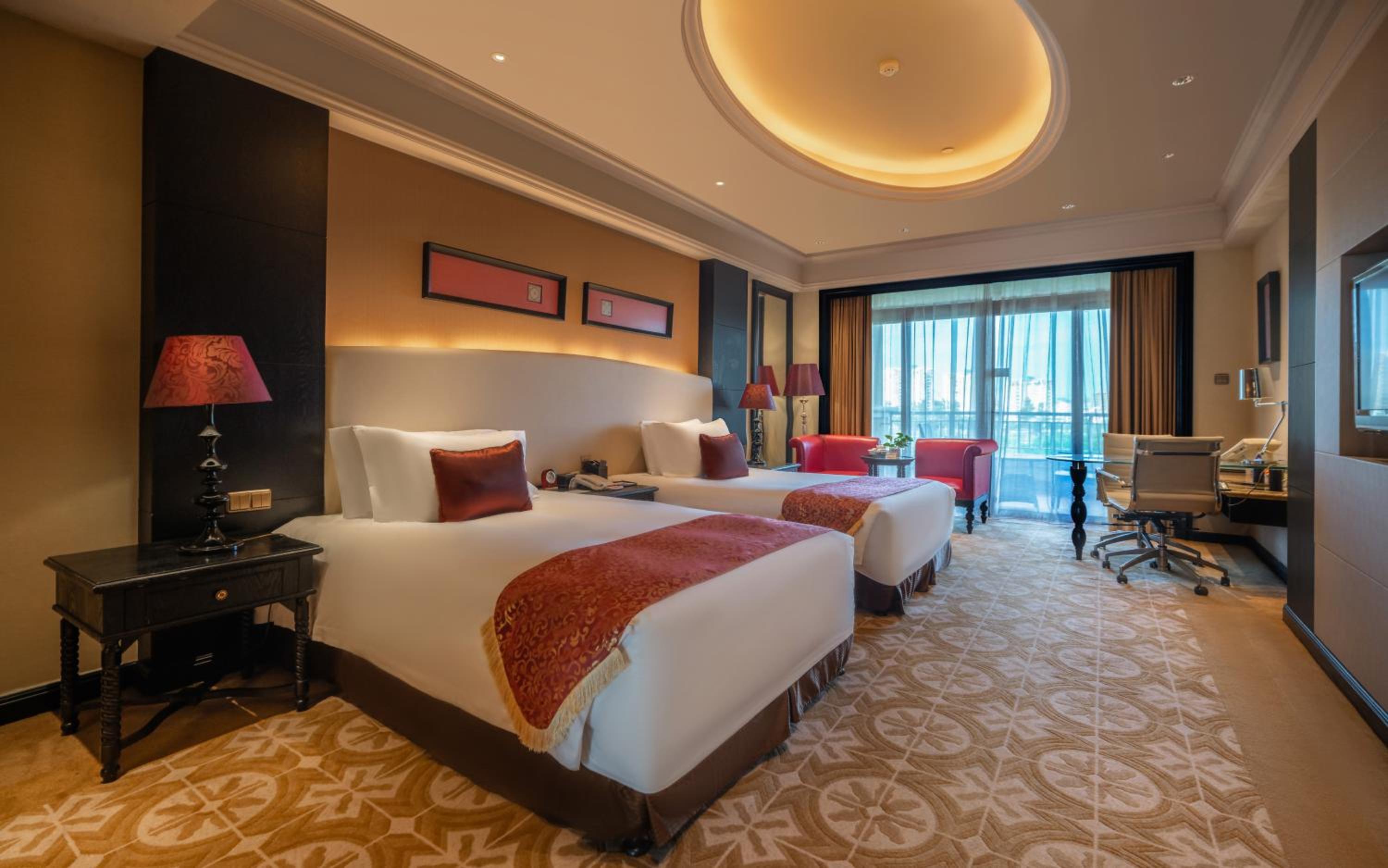 Twin Room with View