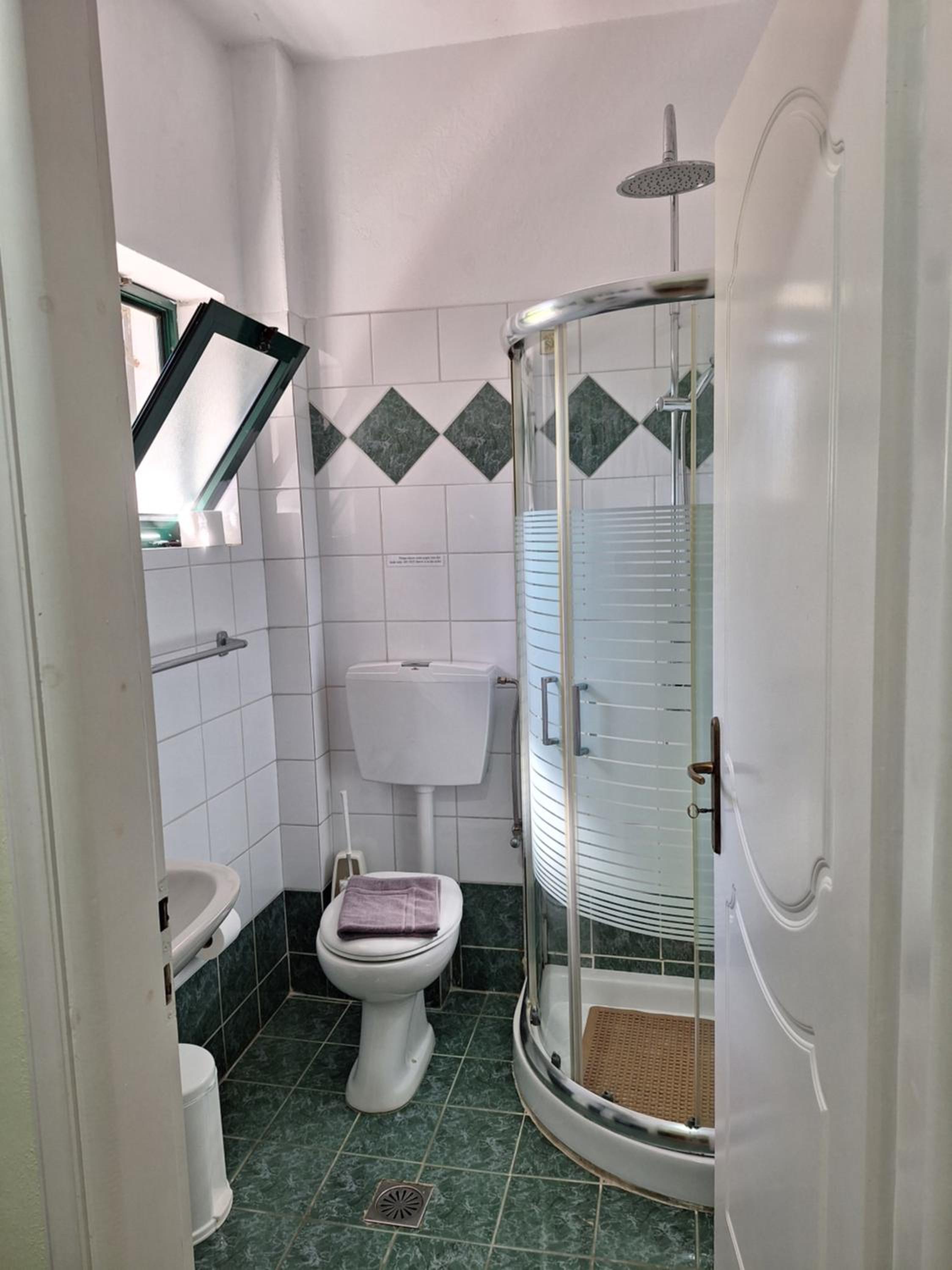 Apartment - Photo 12
