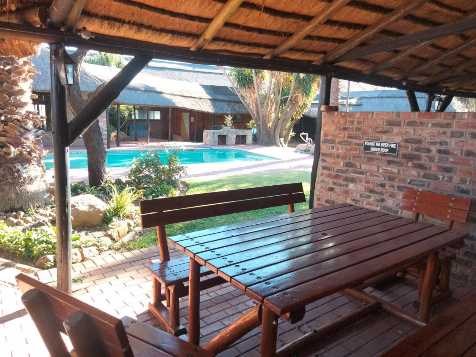 One-Bedroom Chalet - Photo 2