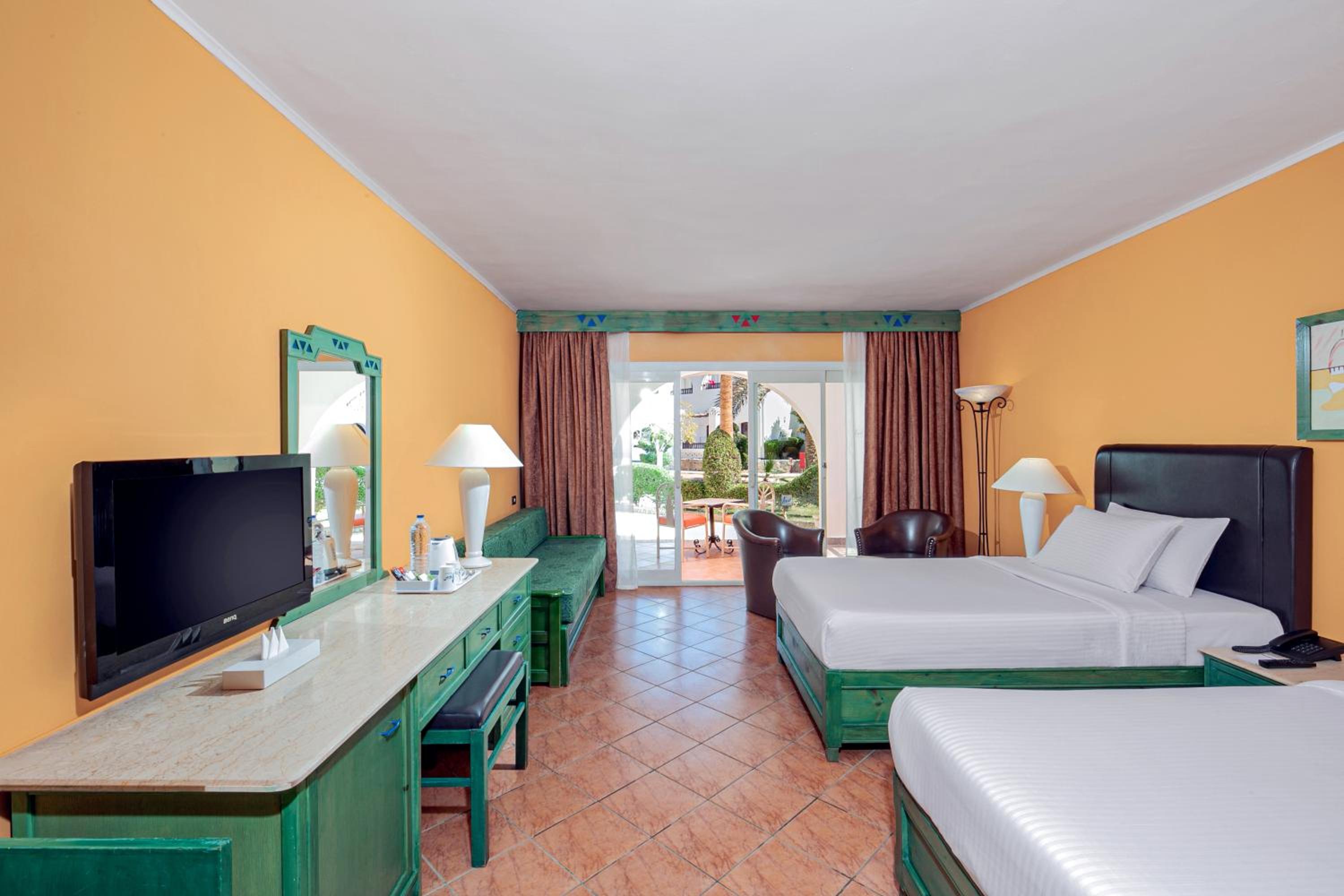 Standard Double Room With Extra Bed Garden View